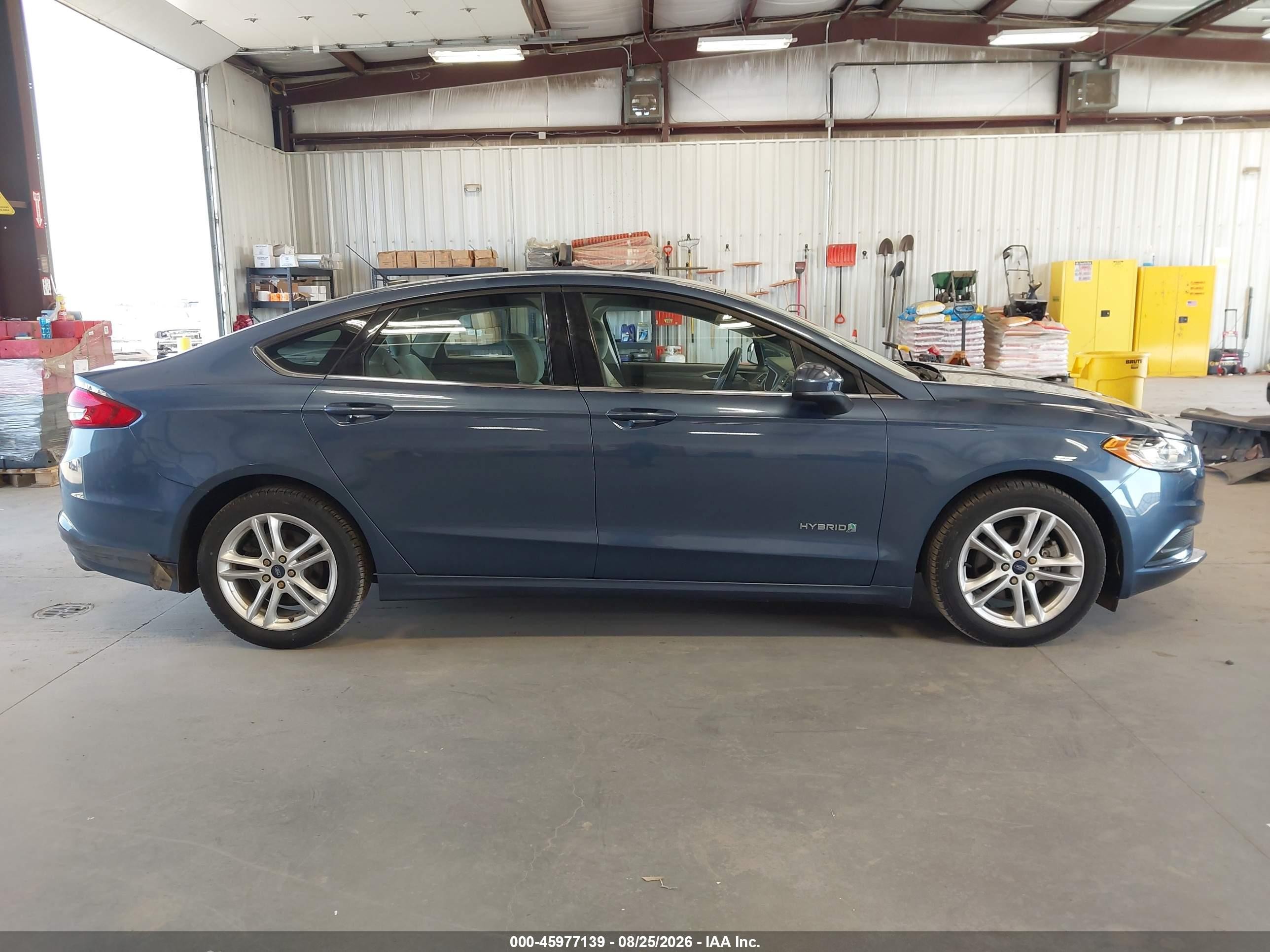 2018 Ford Fusion Hybrid S Blue vin: 3FA6P0UU1JR250664