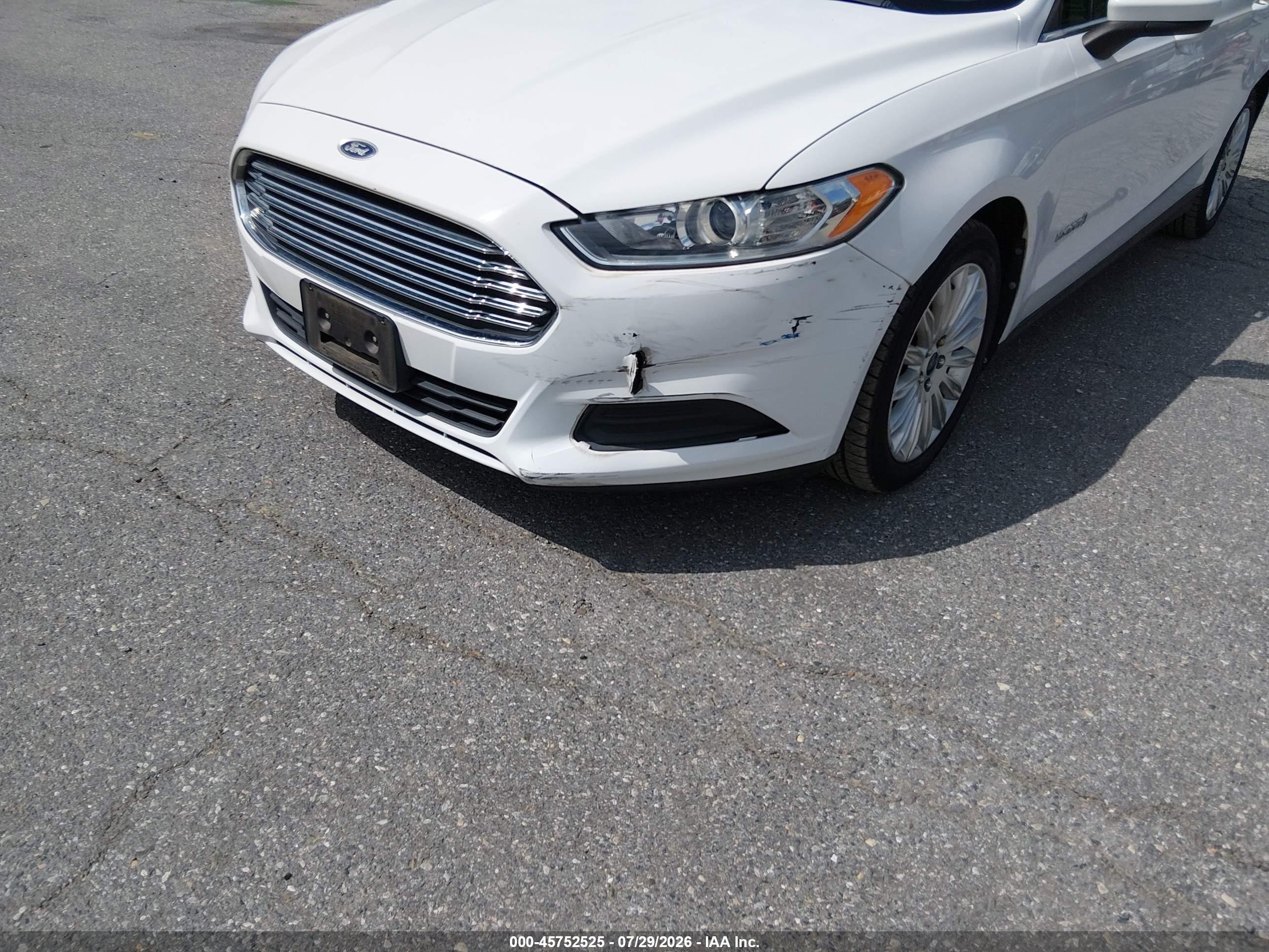 2014 Ford Fusion Hybrid S White vin: 3FA6P0UU2ER368664