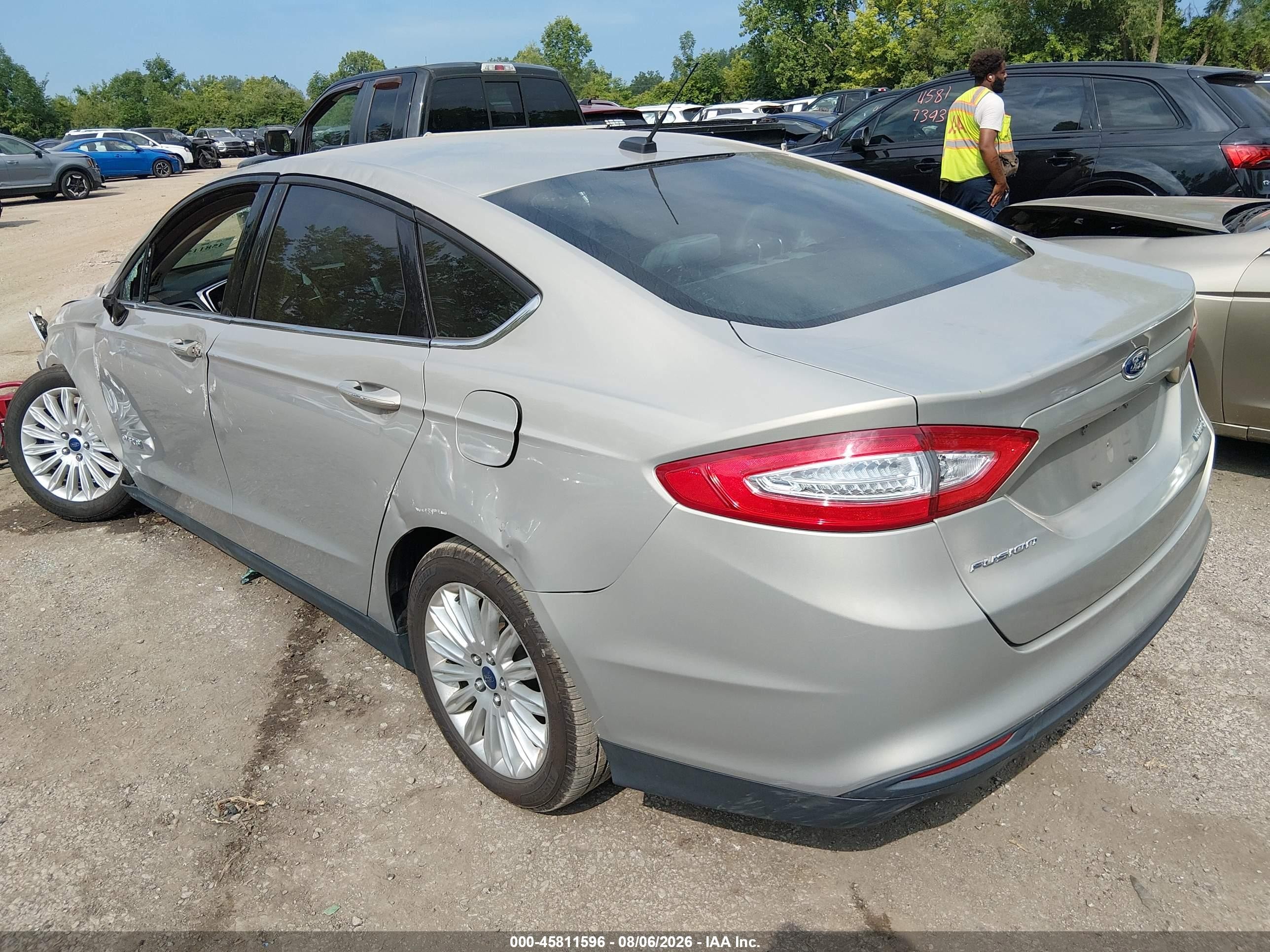 2015 Ford Fusion Hybrid S Champagne vin: 3FA6P0UU2FR172371