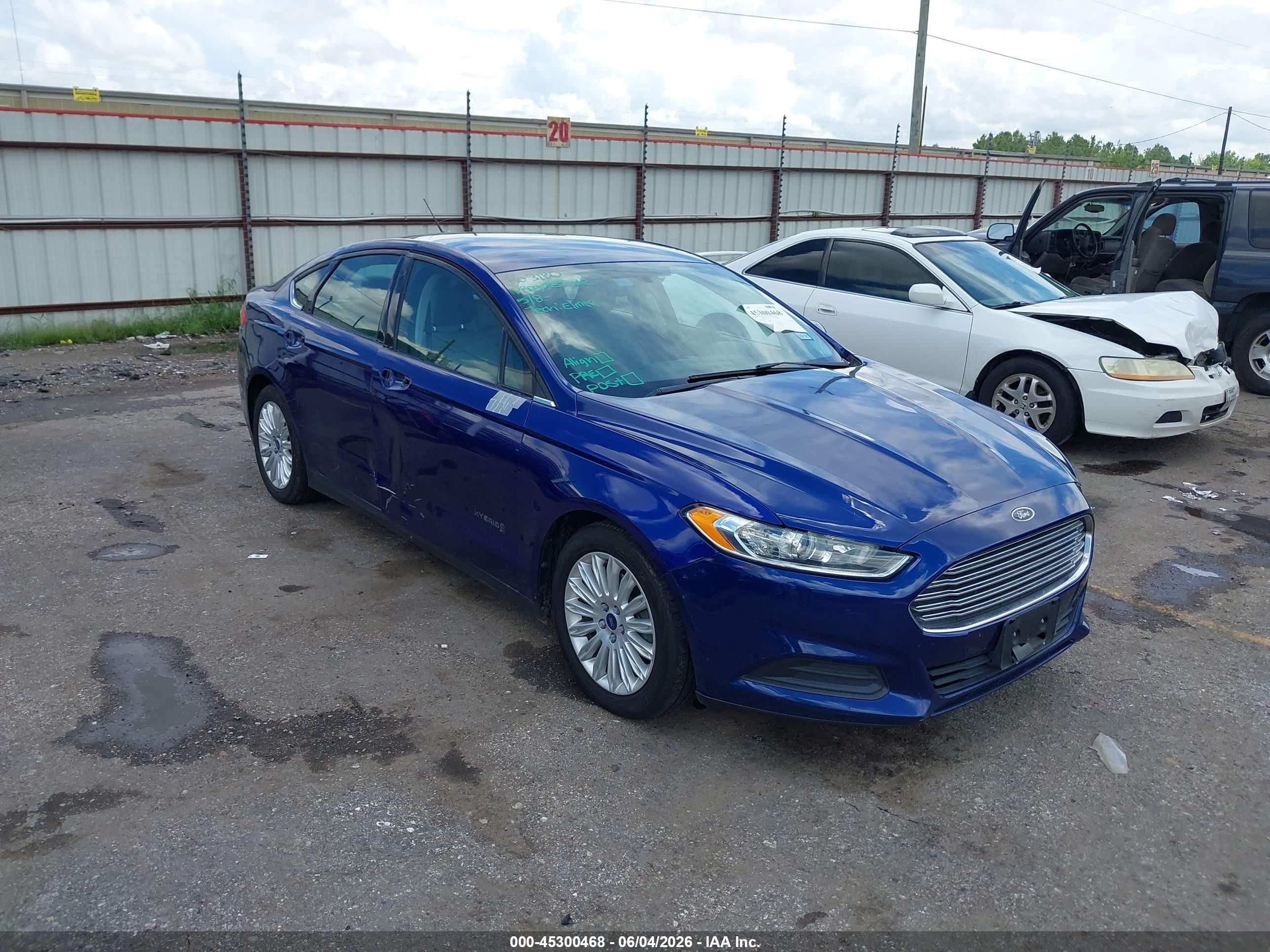 2015 Ford Fusion Hybrid S Blue vin: 3FA6P0UU2FR267173