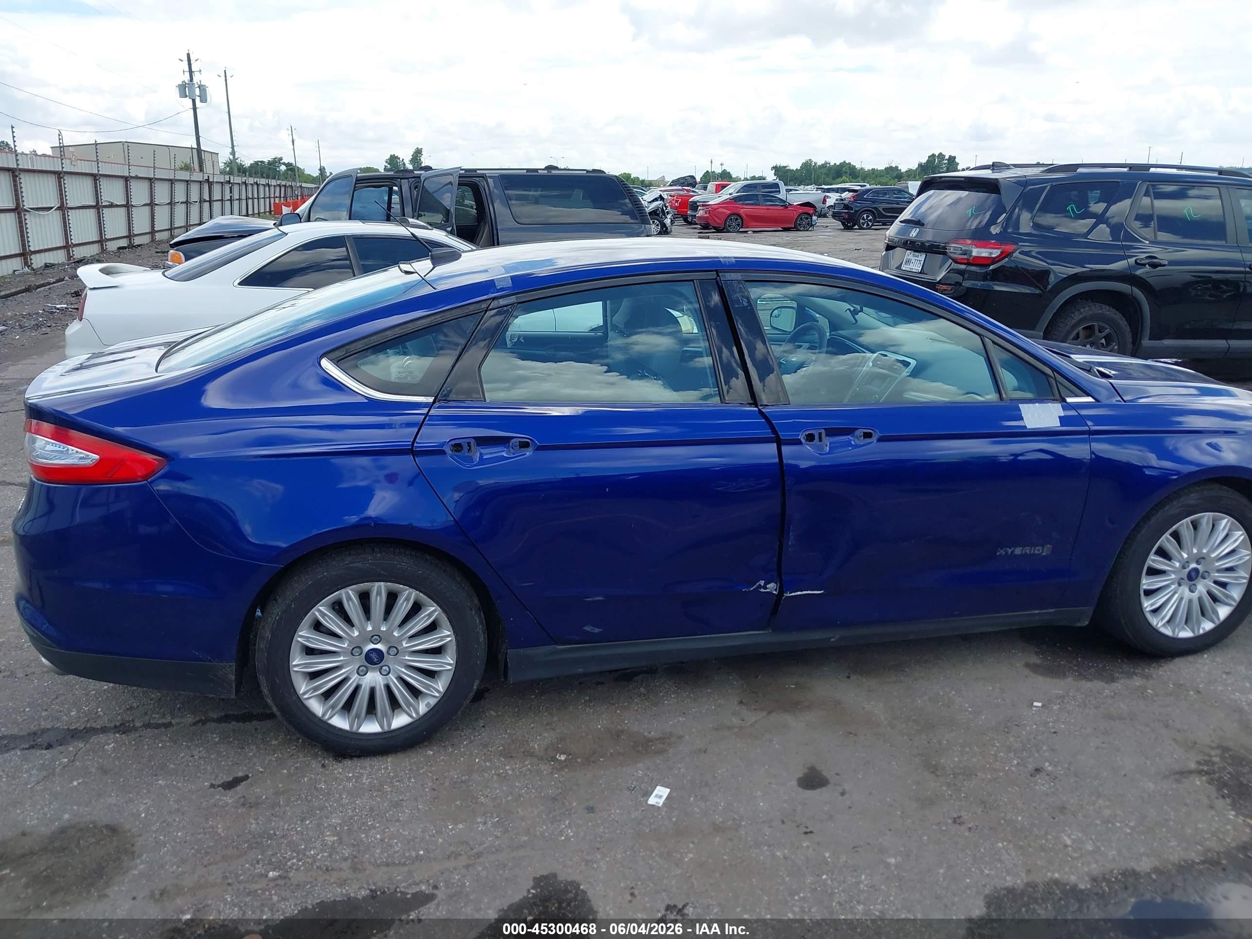 2015 Ford Fusion Hybrid S Blue vin: 3FA6P0UU2FR267173