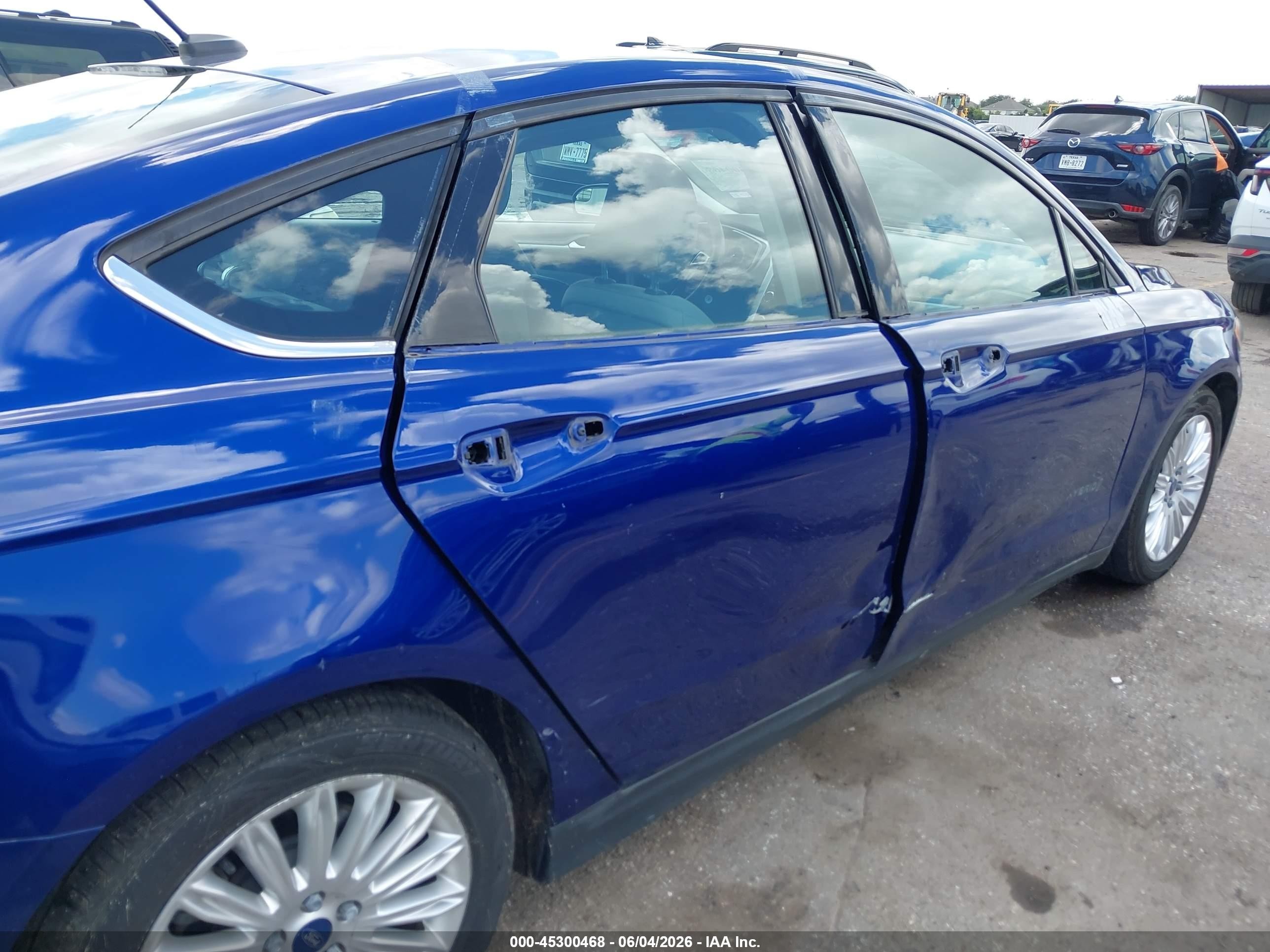 2015 Ford Fusion Hybrid S Blue vin: 3FA6P0UU2FR267173