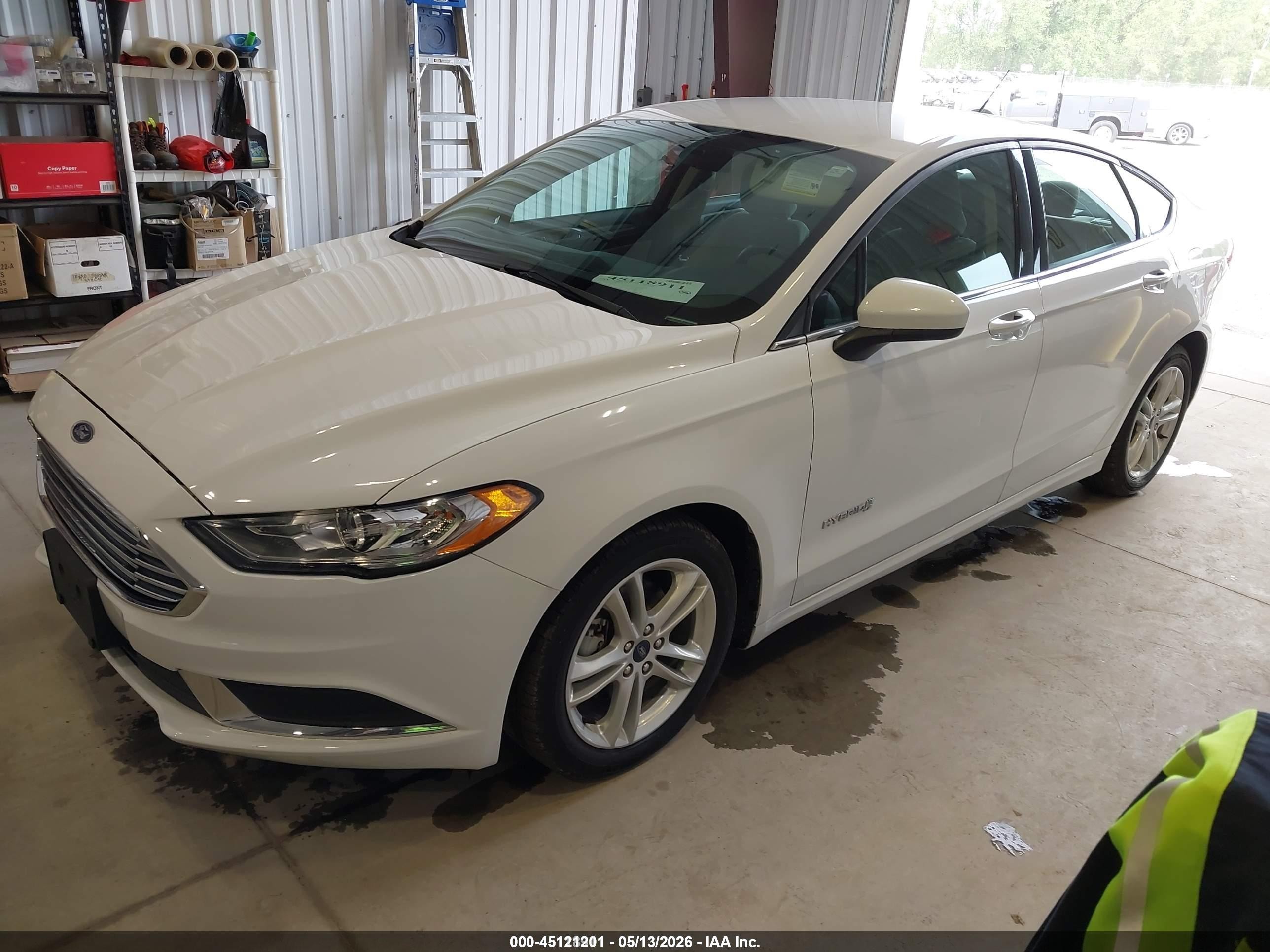 2018 Ford Fusion Hybrid S White vin: 3FA6P0UU2JR122272