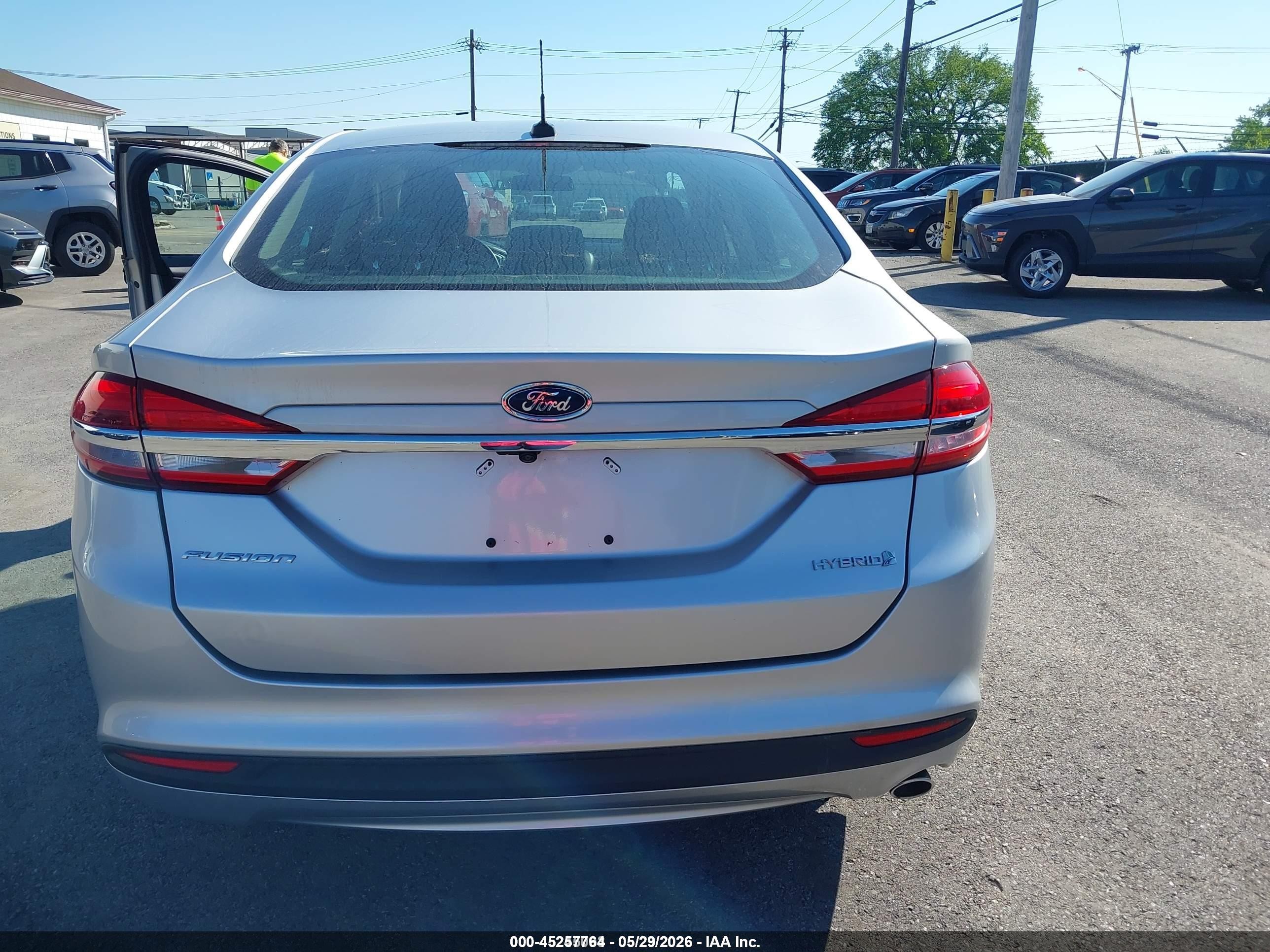 2018 Ford Fusion Hybrid S Silver vin: 3FA6P0UU2JR254304