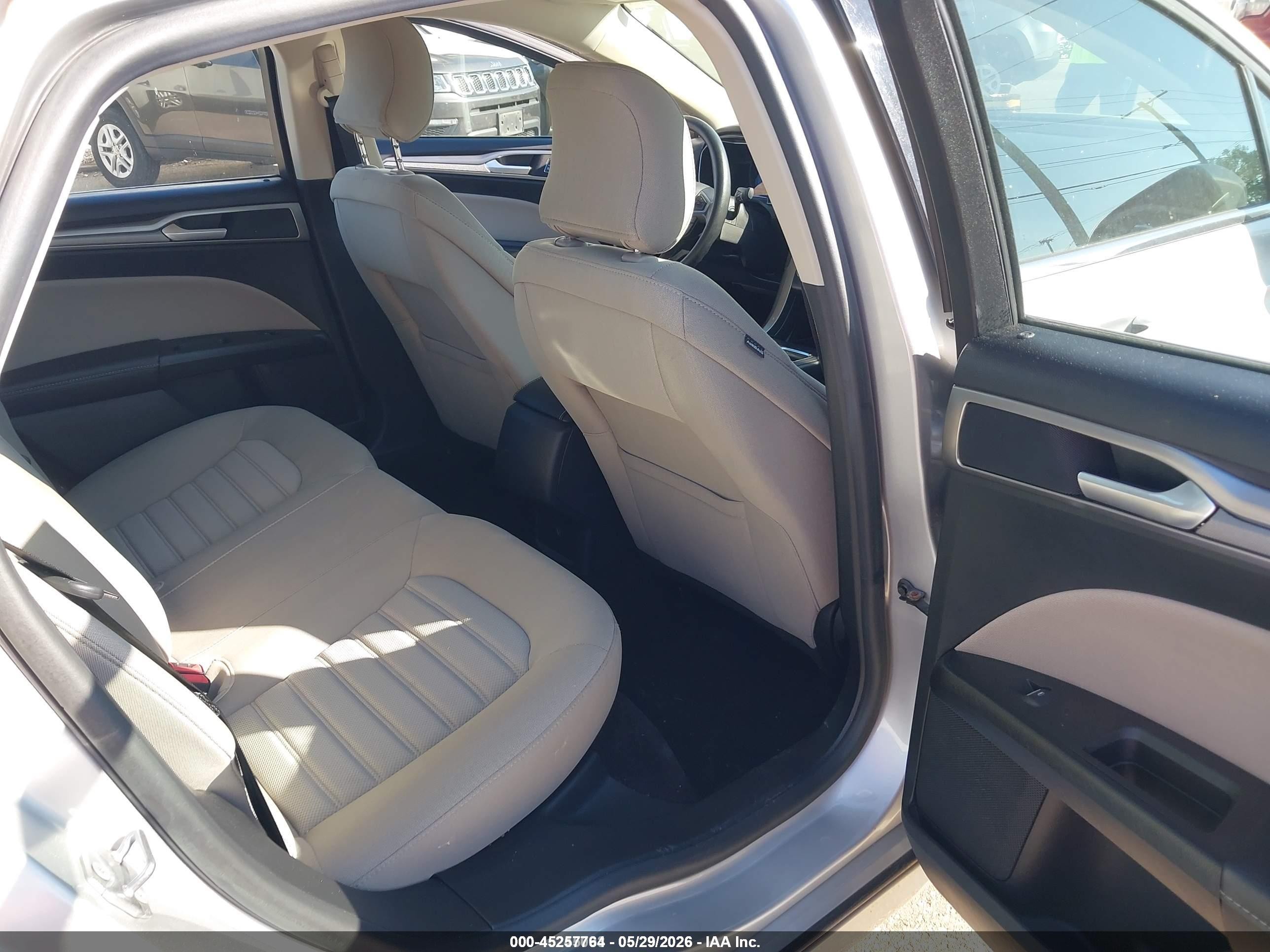 2018 Ford Fusion Hybrid S Silver vin: 3FA6P0UU2JR254304