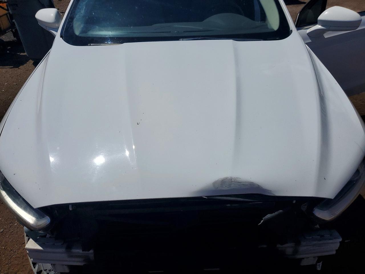 2015 Ford Fusion S Hybrid White vin: 3FA6P0UU3FR132722