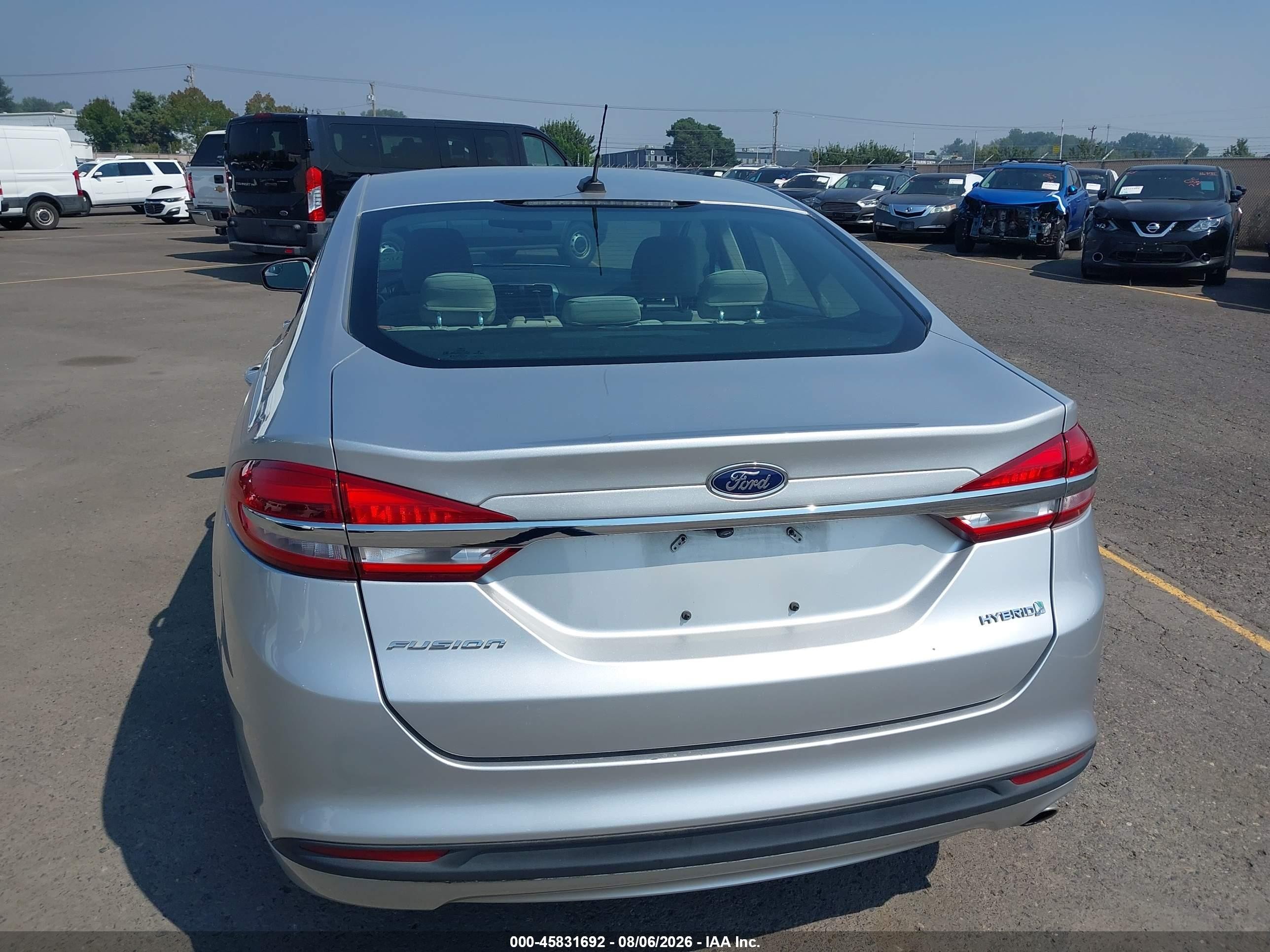 2018 Ford Fusion Hybrid S Silver vin: 3FA6P0UU3JR141882