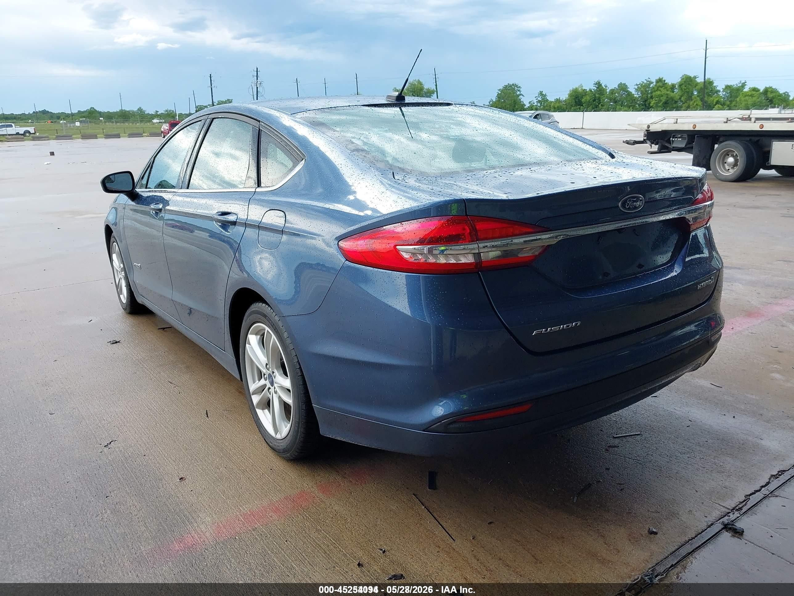 2018 Ford Fusion Hybrid S Blue vin: 3FA6P0UU3JR209470