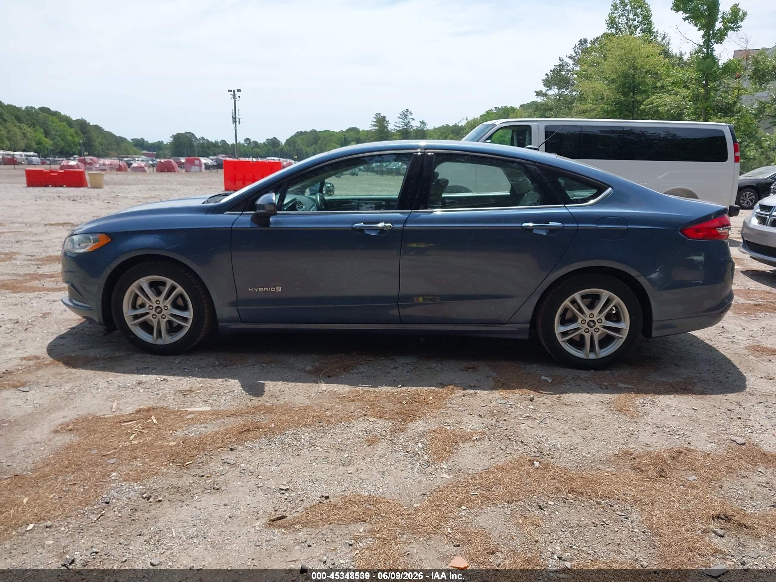 2018 Ford Fusion Hybrid S Синий vin: 3FA6P0UU4JR278961