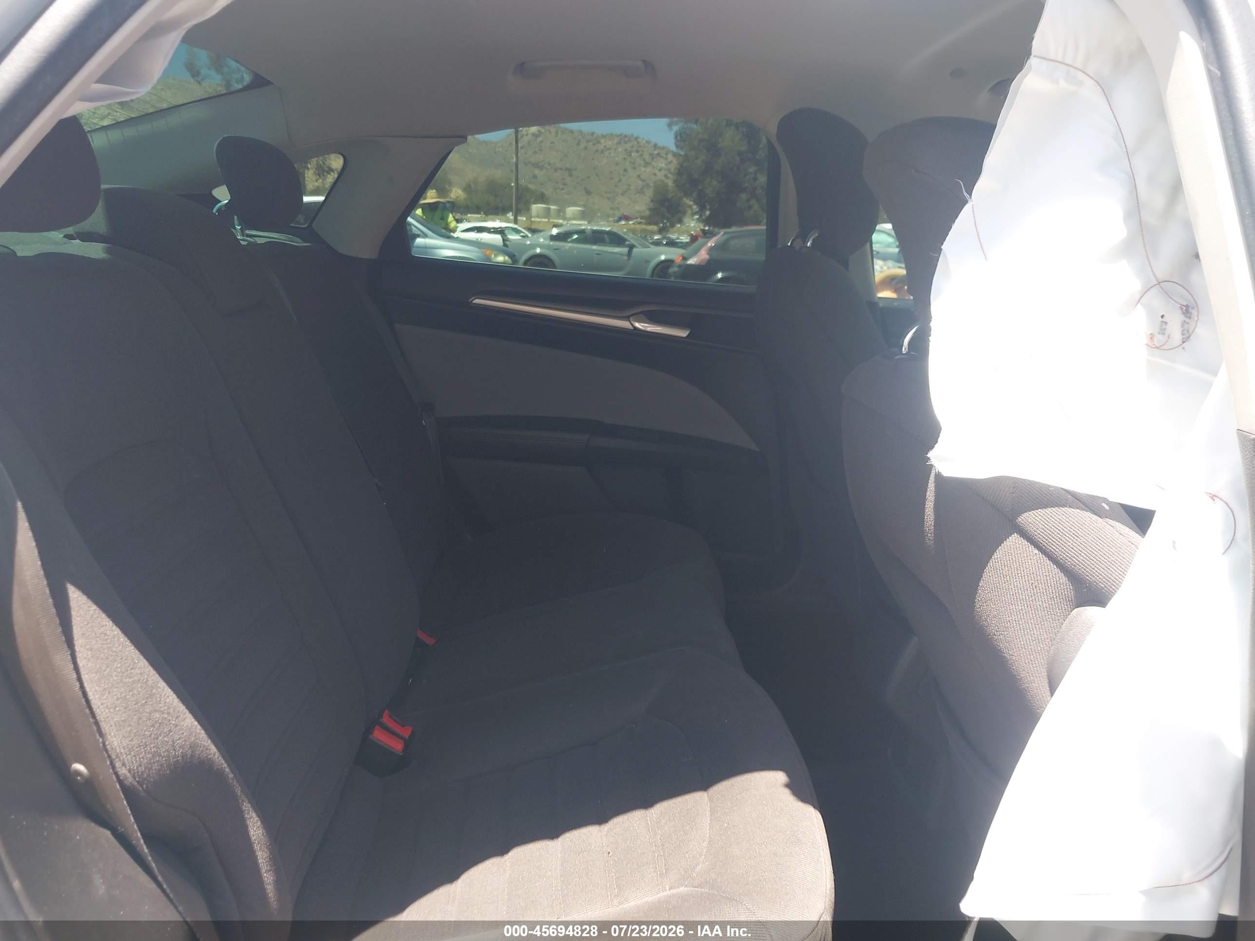 2015 Ford Fusion Hybrid S White vin: 3FA6P0UU5FR131720