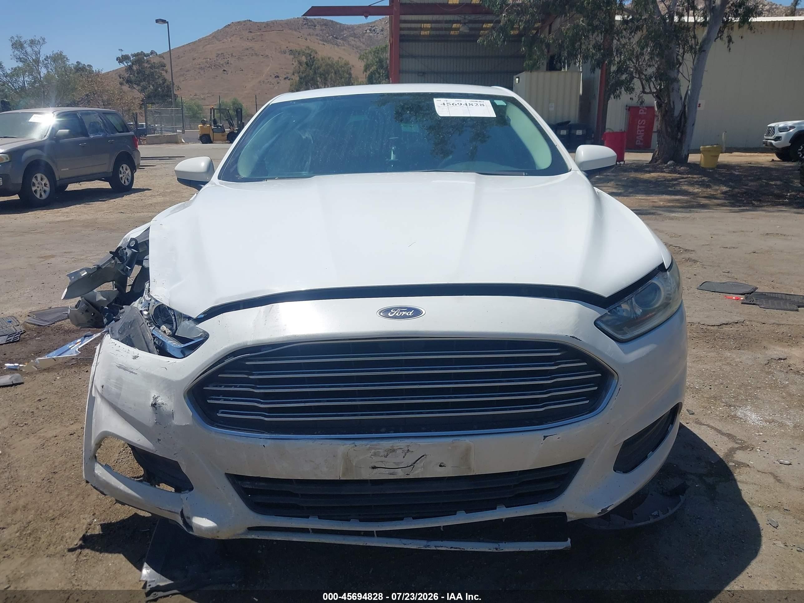 2015 Ford Fusion Hybrid S White vin: 3FA6P0UU5FR131720