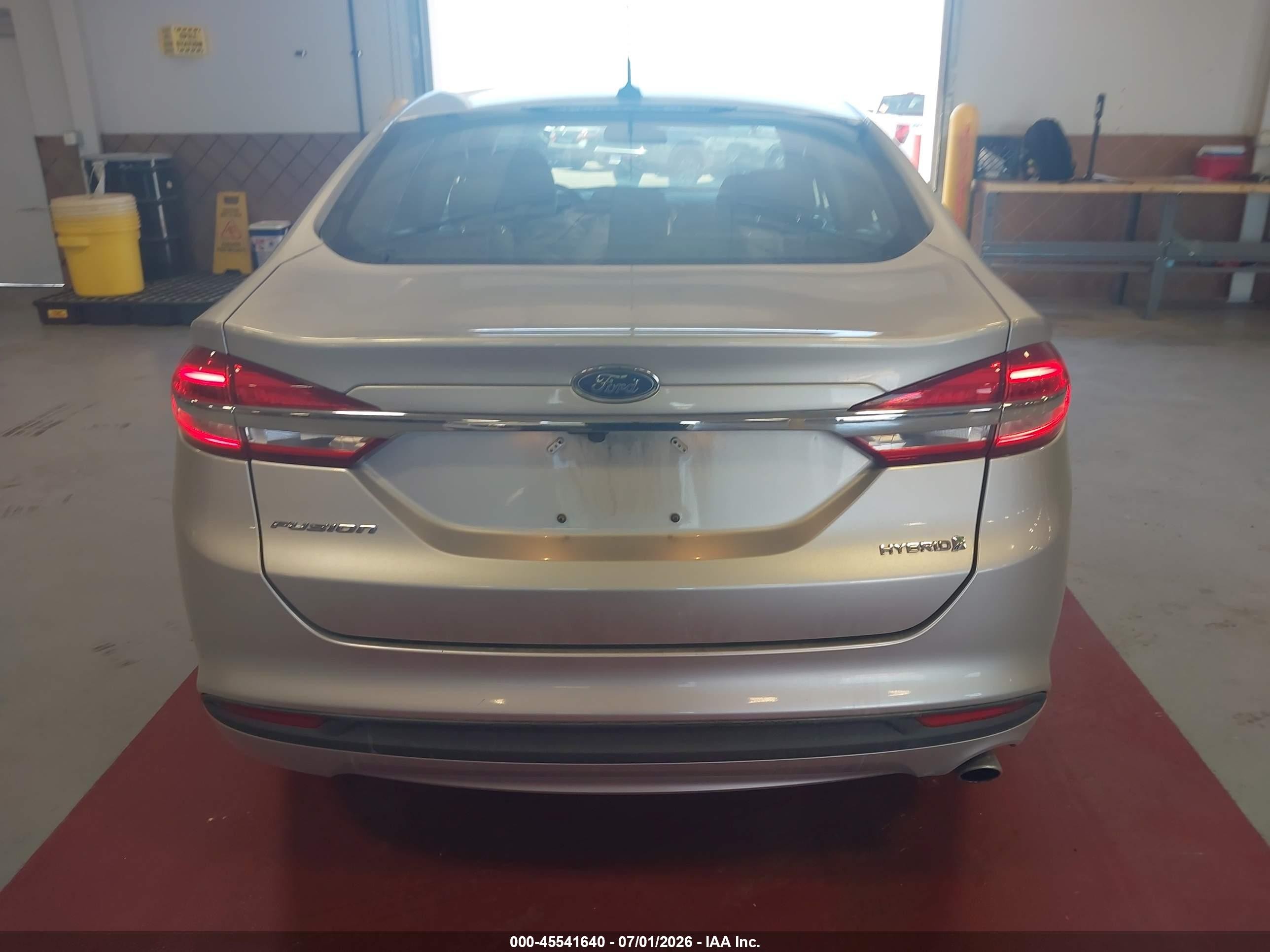 2018 Ford Fusion Hybrid S Silver vin: 3FA6P0UU5JR278788
