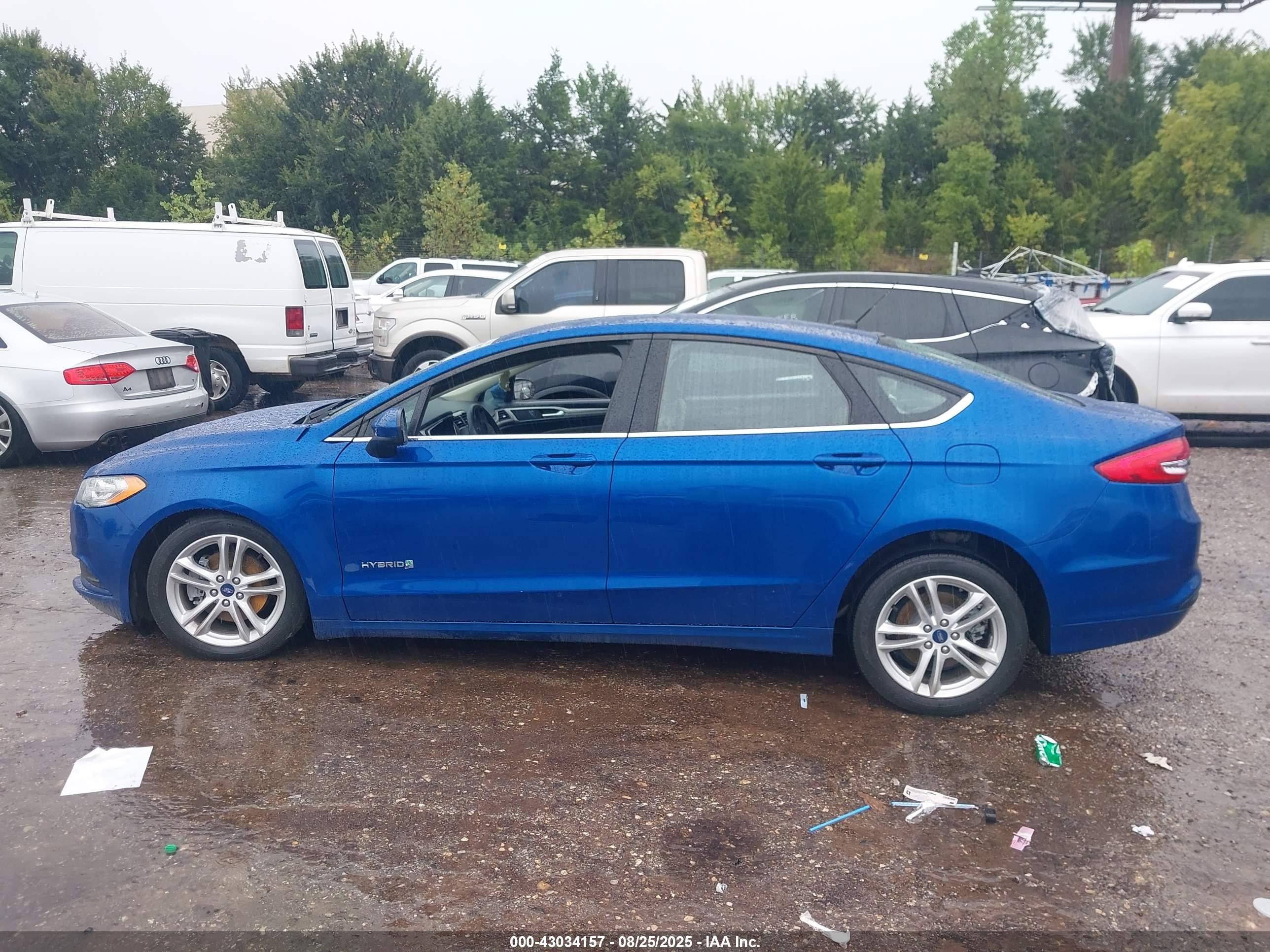 2018 Ford Fusion Hybrid S Синий vin: 3FA6P0UU5JR279150