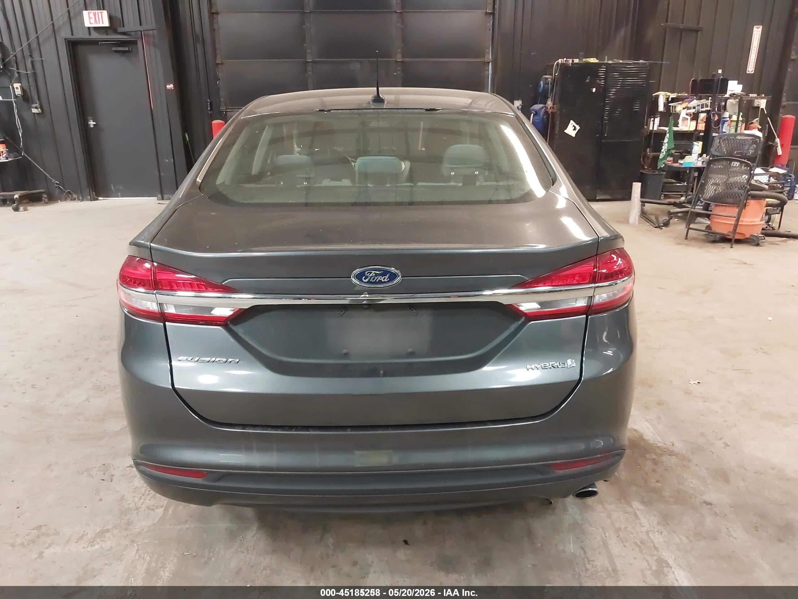 2018 Ford Fusion Hybrid S Серый vin: 3FA6P0UU7JR282020