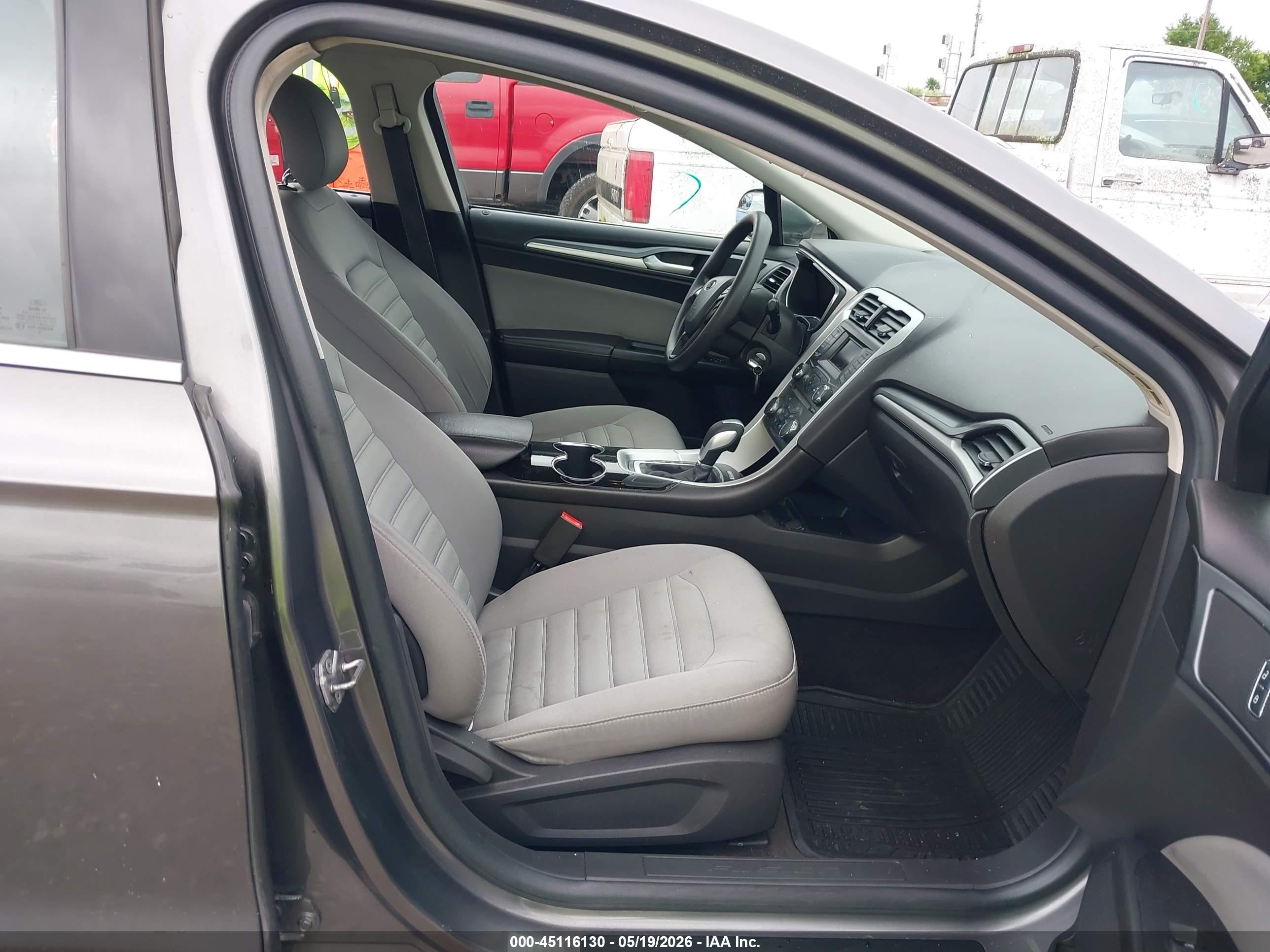 2014 Ford Fusion Hybrid S Серый vin: 3FA6P0UU8ER286079
