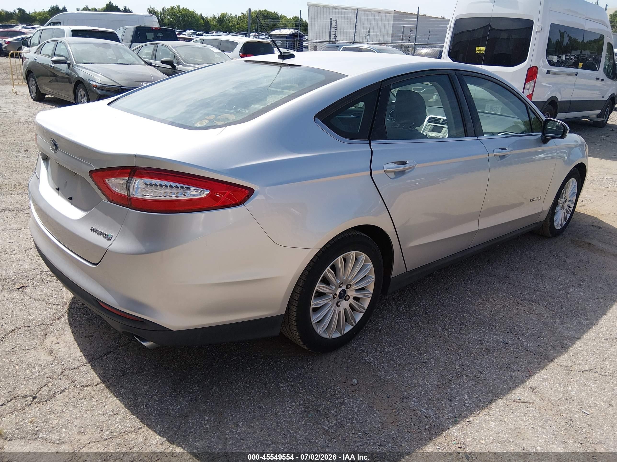 2015 Ford Fusion Hybrid S Silver vin: 3FA6P0UU8FR132621