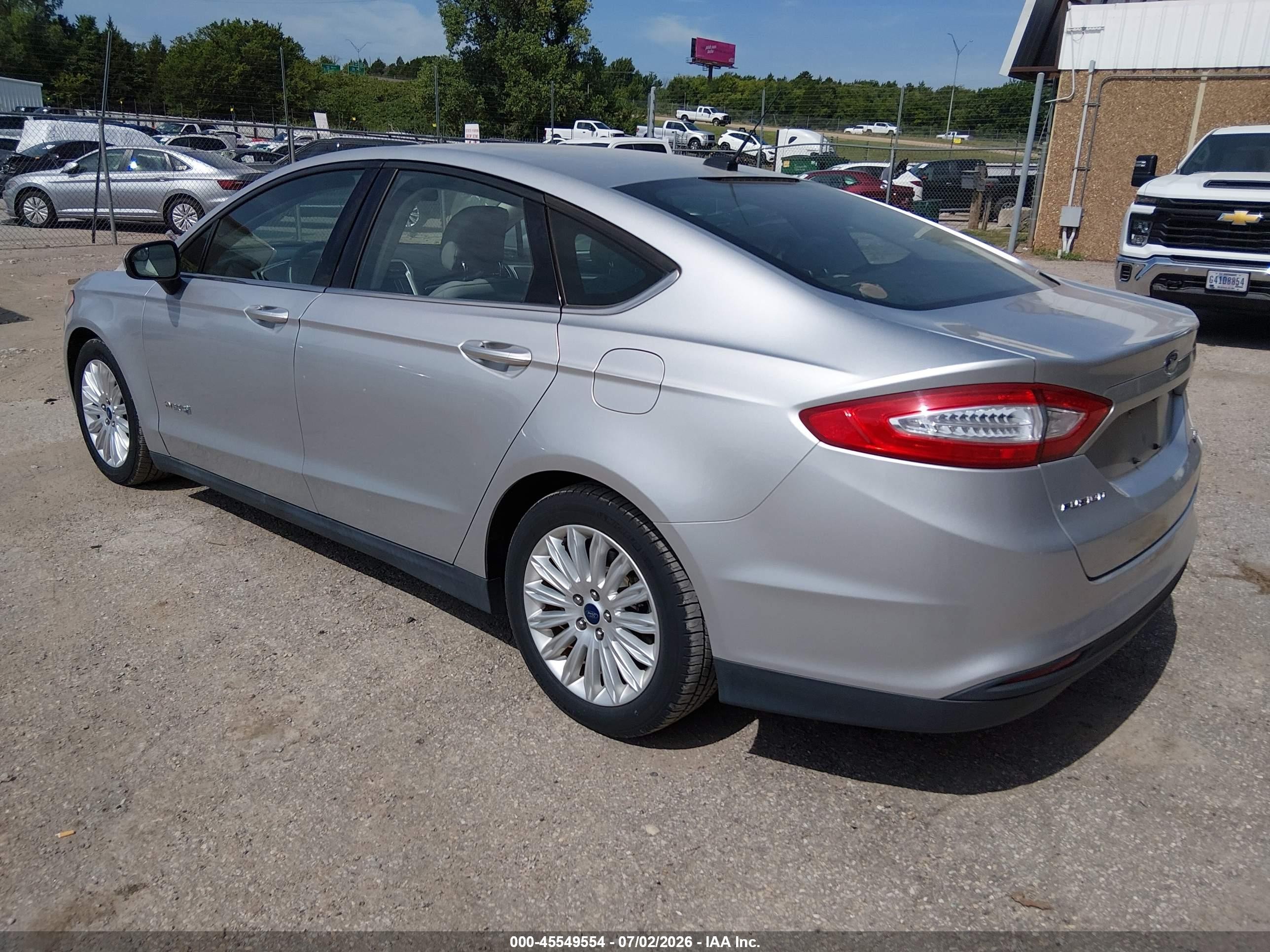 2015 Ford Fusion Hybrid S Silver vin: 3FA6P0UU8FR132621