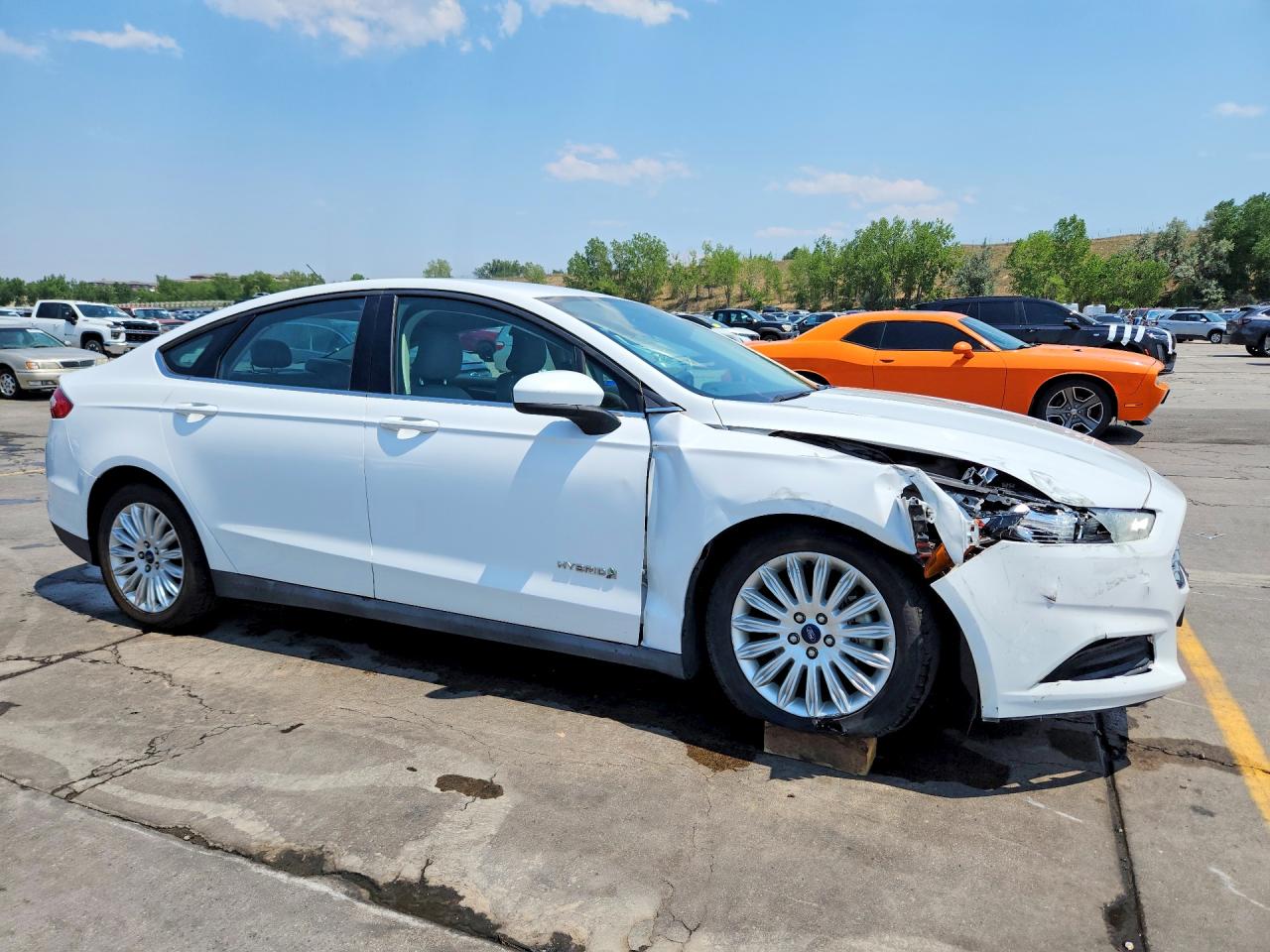 2015 Ford Fusion S Hybrid White vin: 3FA6P0UU8FR173508