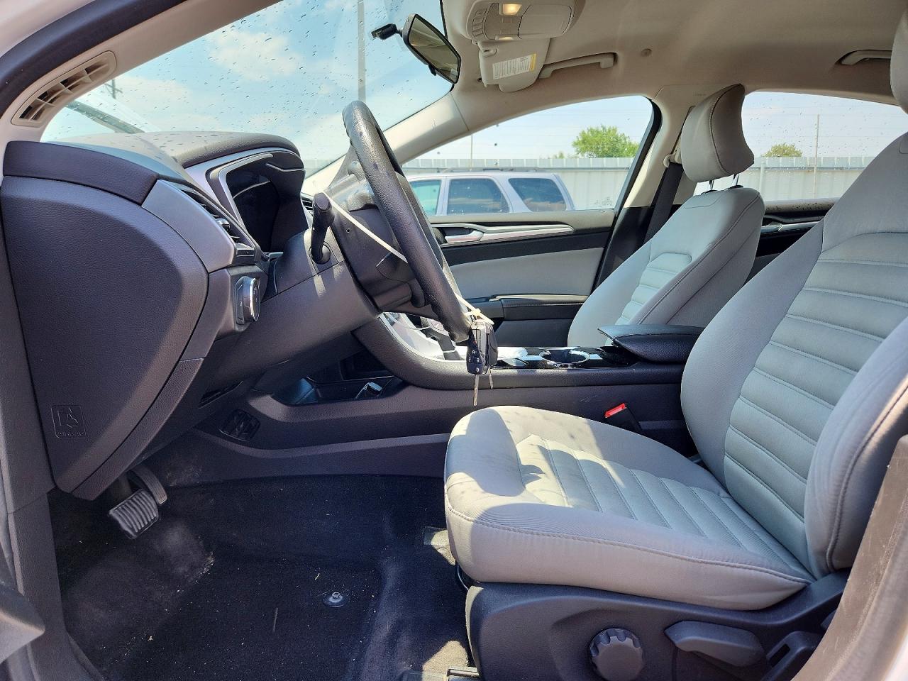 2015 Ford Fusion S Hybrid White vin: 3FA6P0UU8FR173508