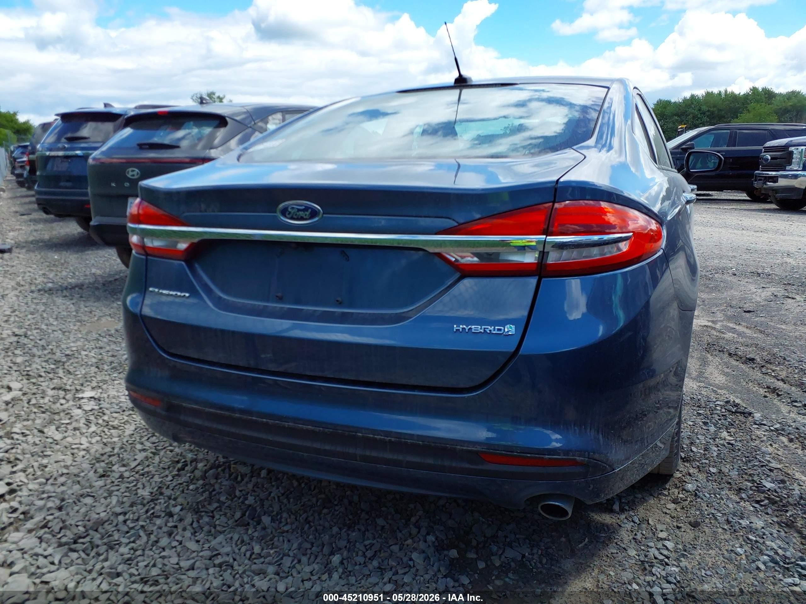 2018 Ford Fusion Hybrid S Blue vin: 3FA6P0UU8JR235904