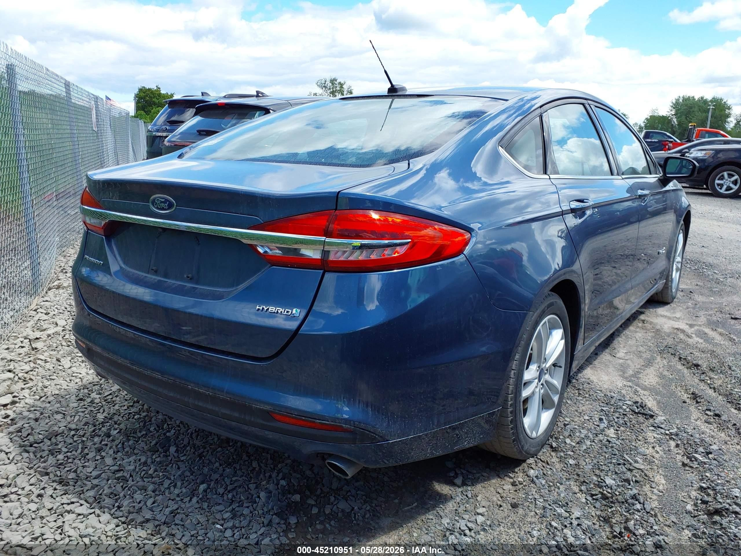 2018 Ford Fusion Hybrid S Blue vin: 3FA6P0UU8JR235904