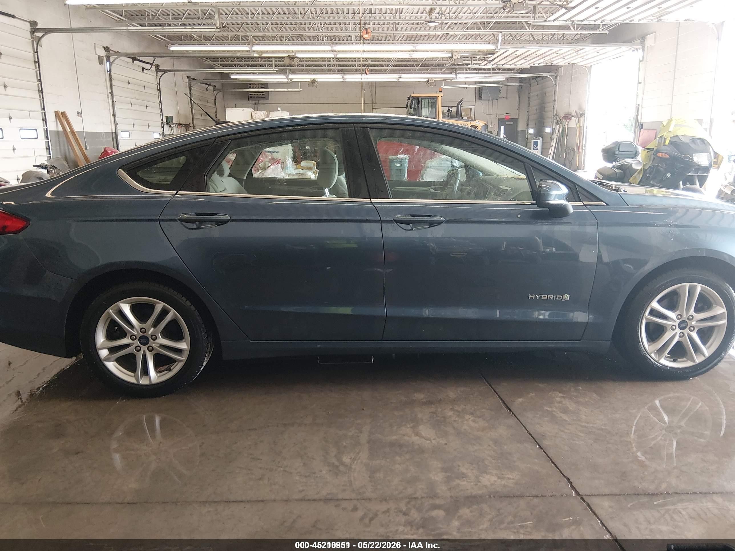 2018 Ford Fusion Hybrid S Blue vin: 3FA6P0UU8JR235904