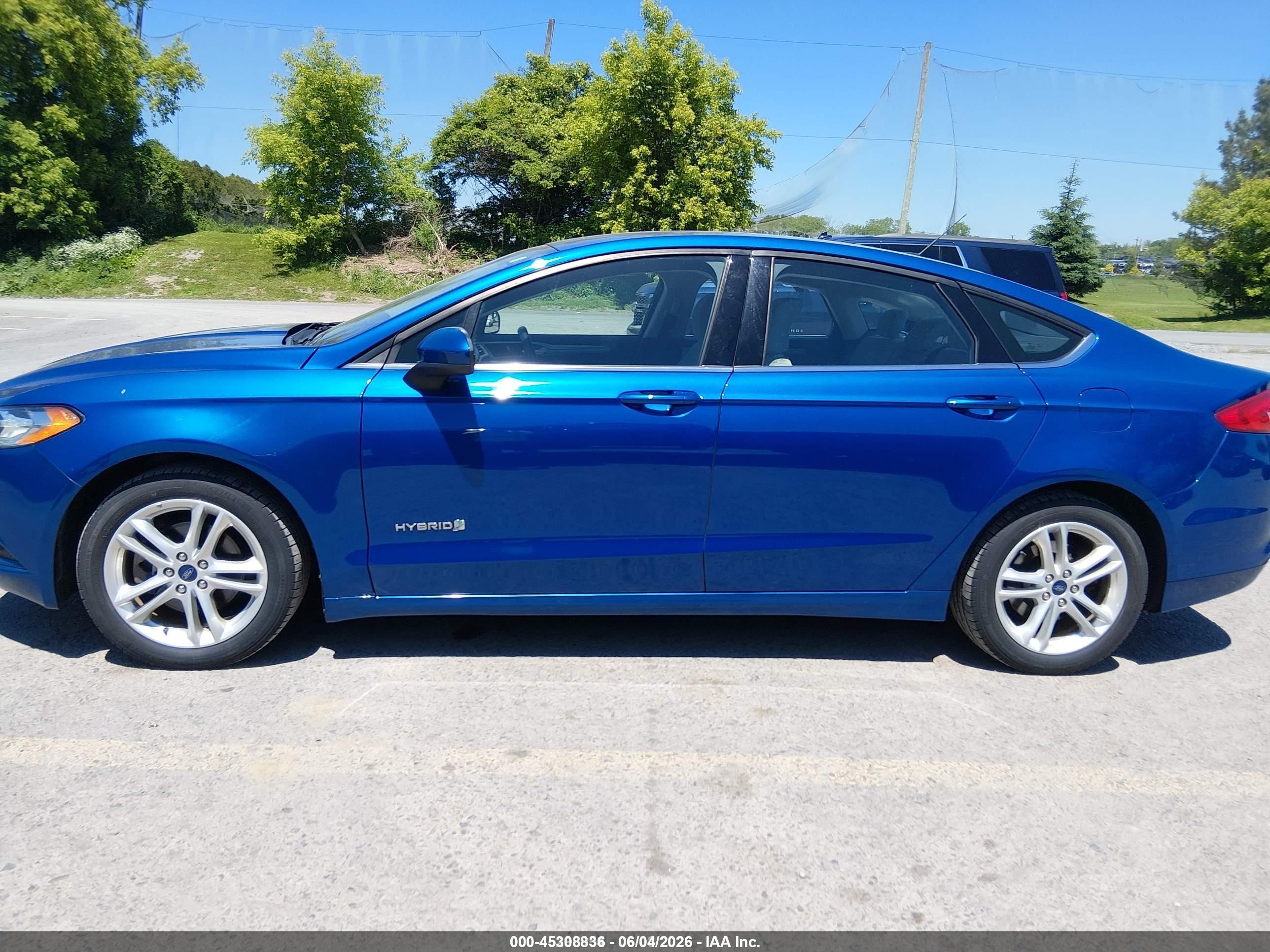 2018 Ford Fusion Hybrid S Blue vin: 3FA6P0UU8JR271558