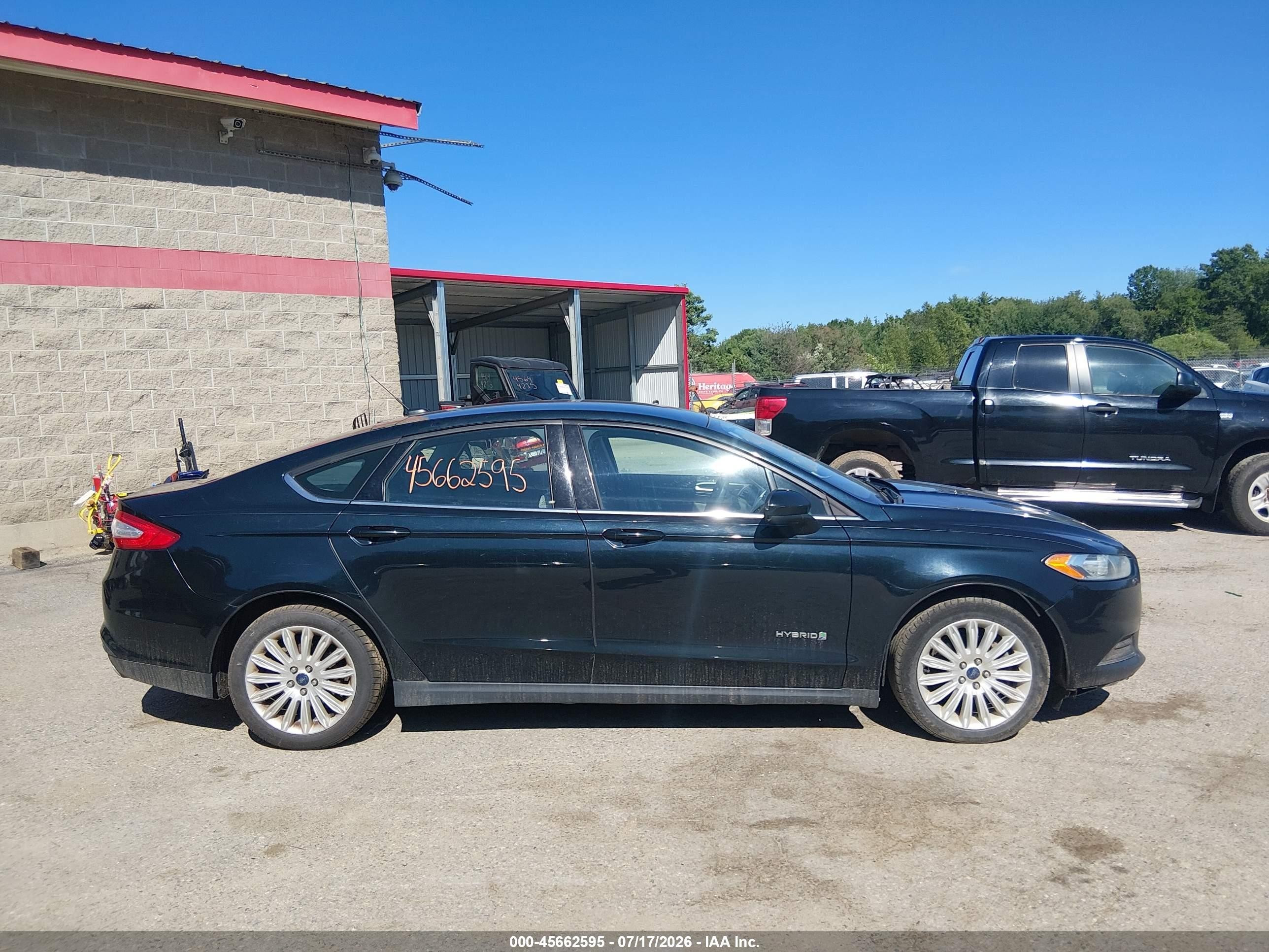 2014 Ford Fusion Hybrid S Синий vin: 3FA6P0UU9ER274362