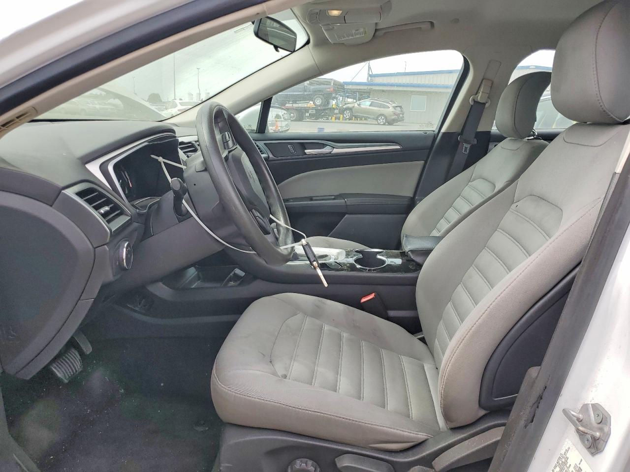 2014 Ford Fusion S Hybrid White vin: 3FA6P0UUXER293616