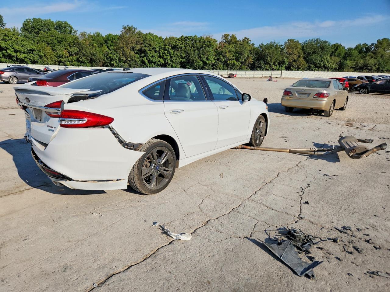 2017 Ford Fusion Sport Белый vin: 3FA6P0VP9HR200629