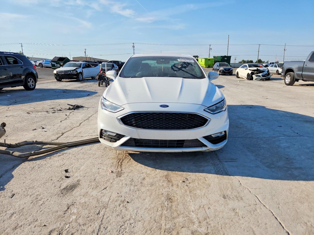 2017 Ford Fusion Sport Белый vin: 3FA6P0VP9HR200629
