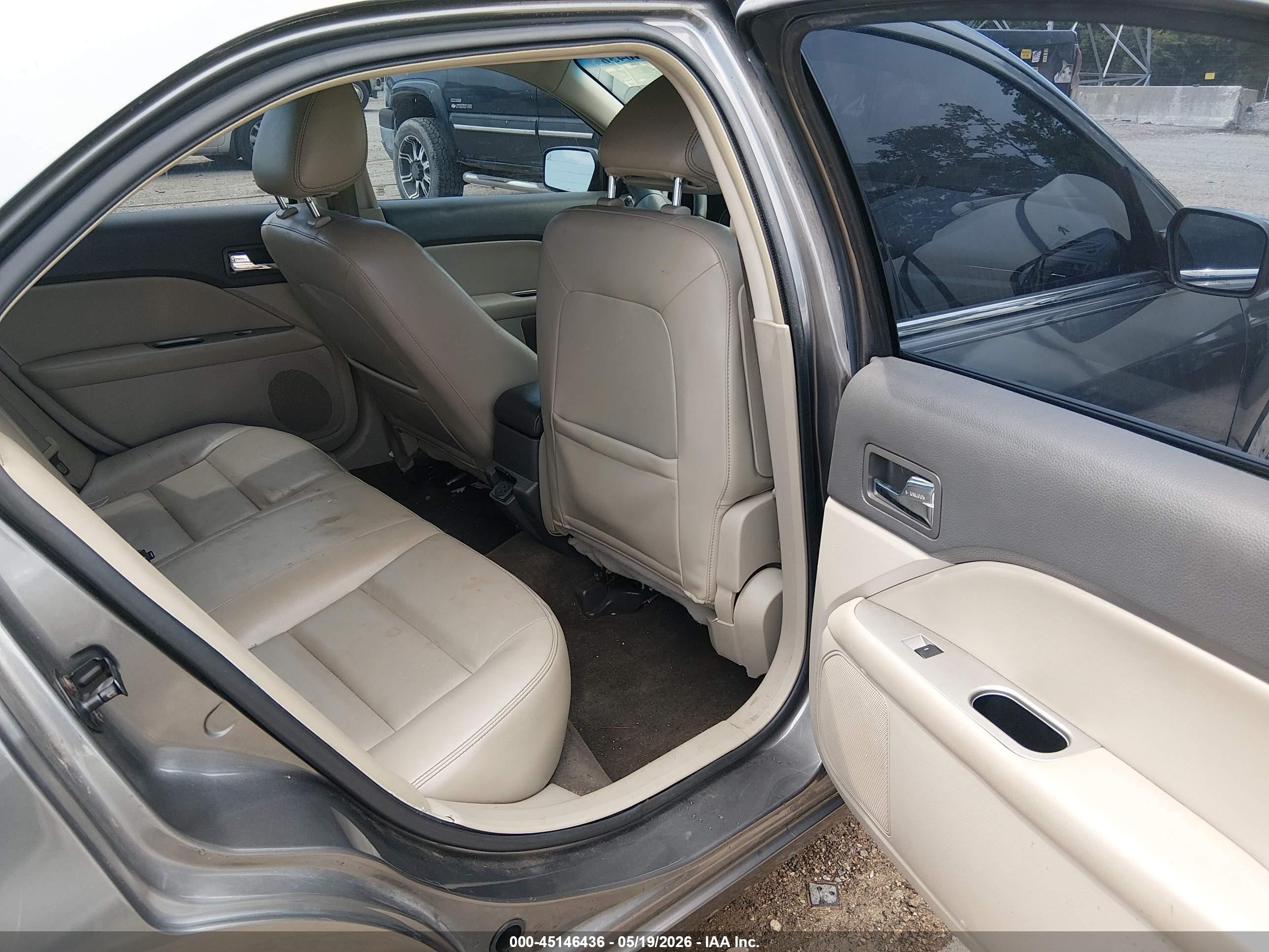 2010 Ford Fusion Hybrid   Серый vin: 3FADP0L30AR133822