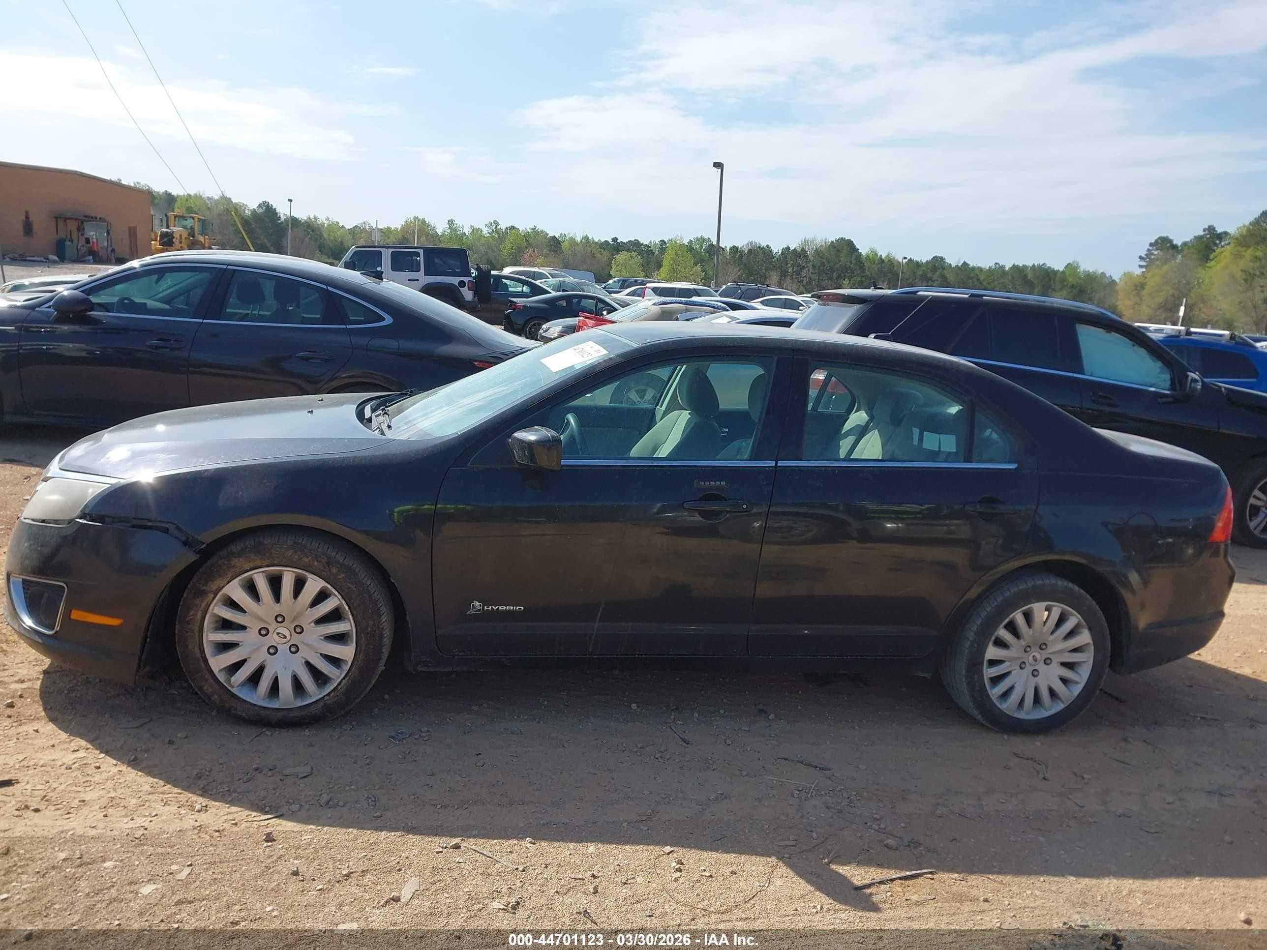 2010 Ford Fusion Hybrid   Black vin: 3FADP0L30AR171583