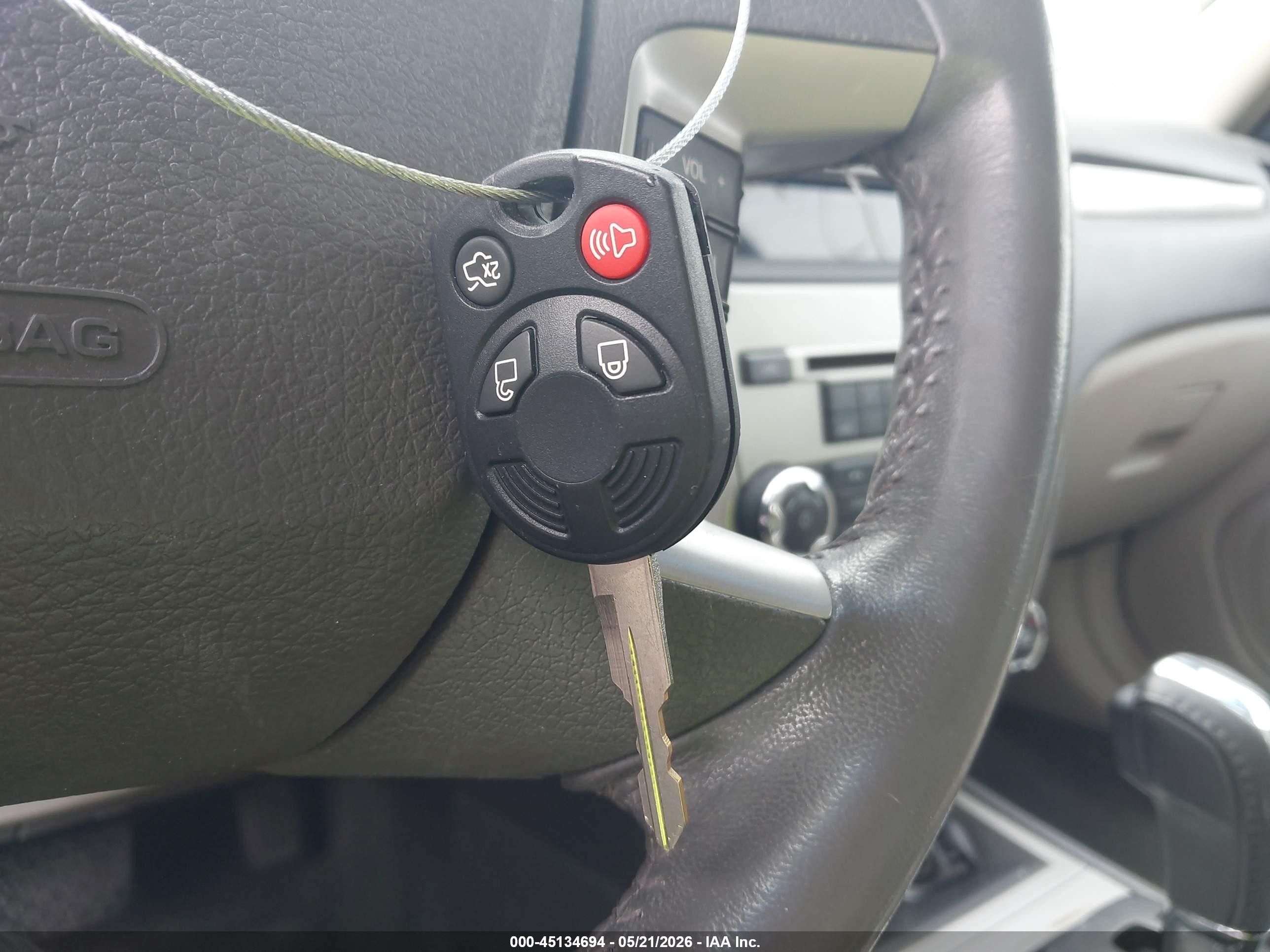 2011 Ford Fusion Hybrid   Серебряный vin: 3FADP0L30BR275427