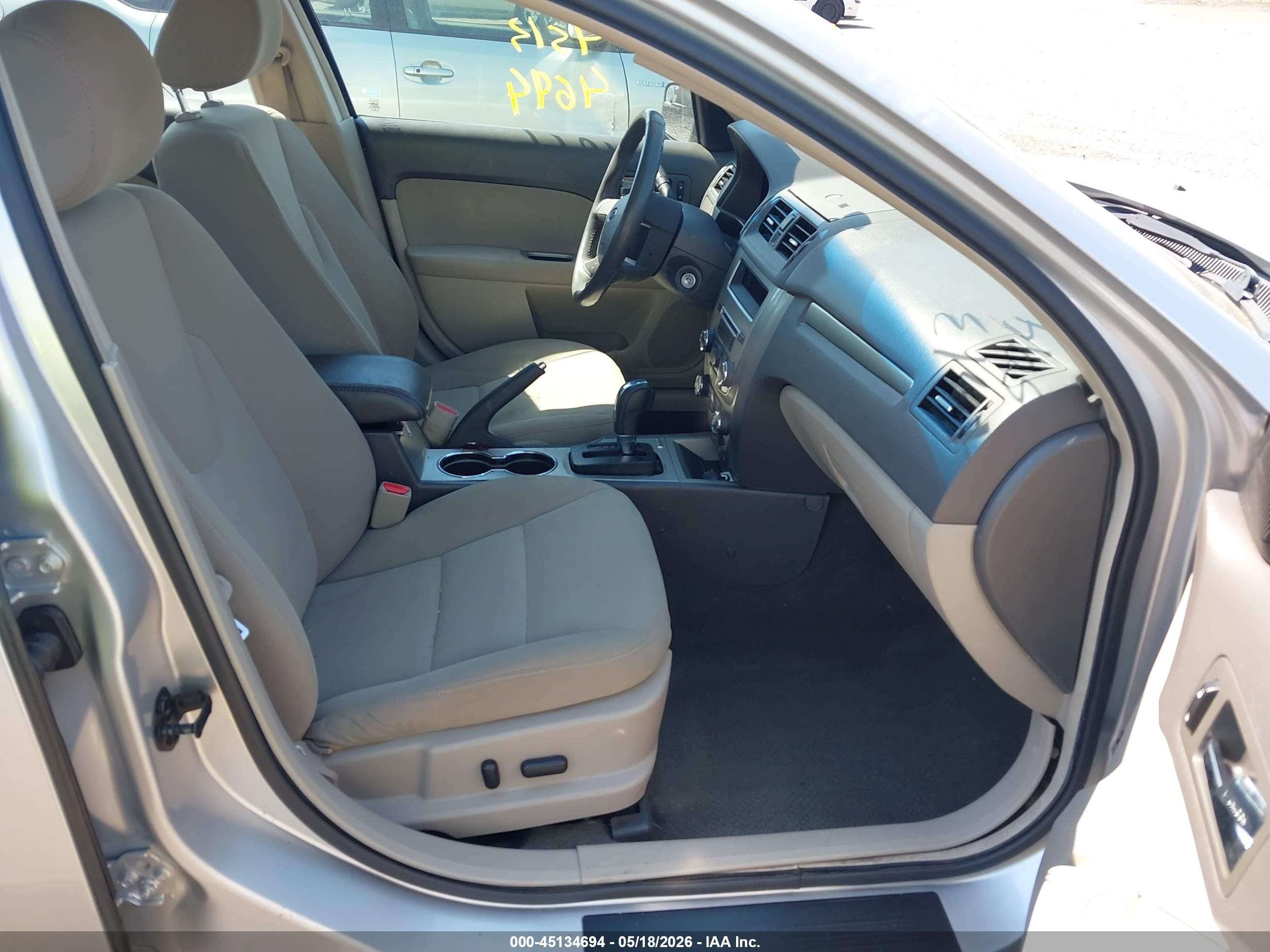 2011 Ford Fusion Hybrid   Серебряный vin: 3FADP0L30BR275427