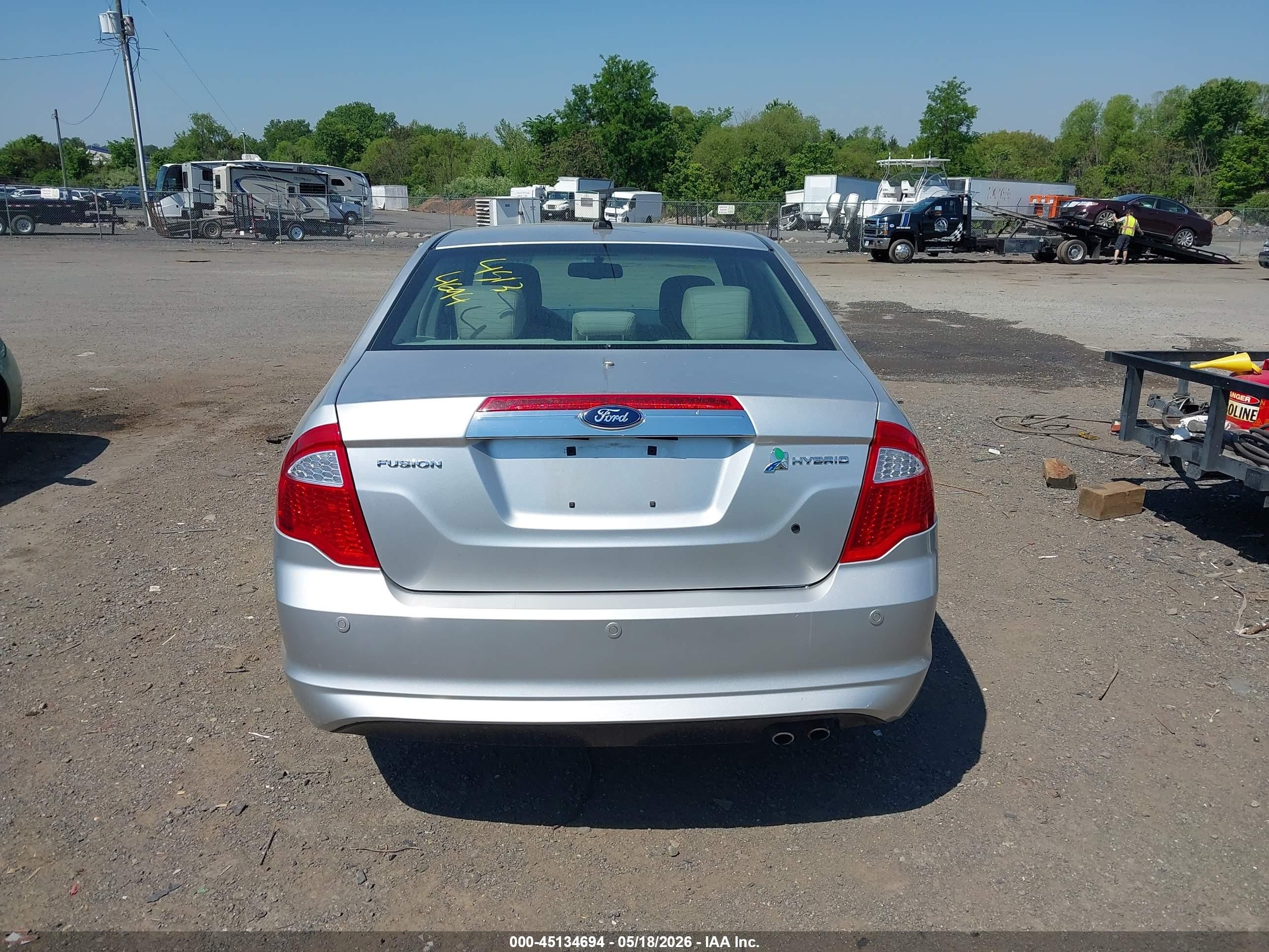 2011 Ford Fusion Hybrid   Серебряный vin: 3FADP0L30BR275427