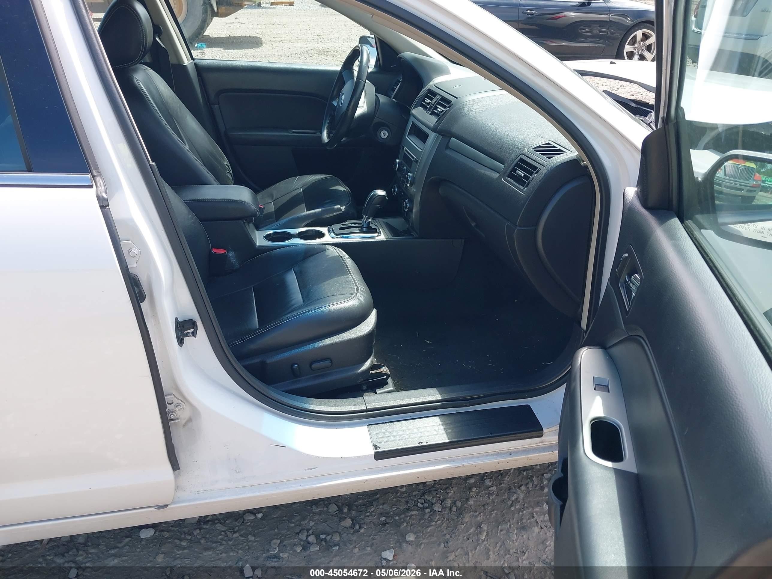 2011 Ford Fusion Hybrid   White vin: 3FADP0L30BR314842