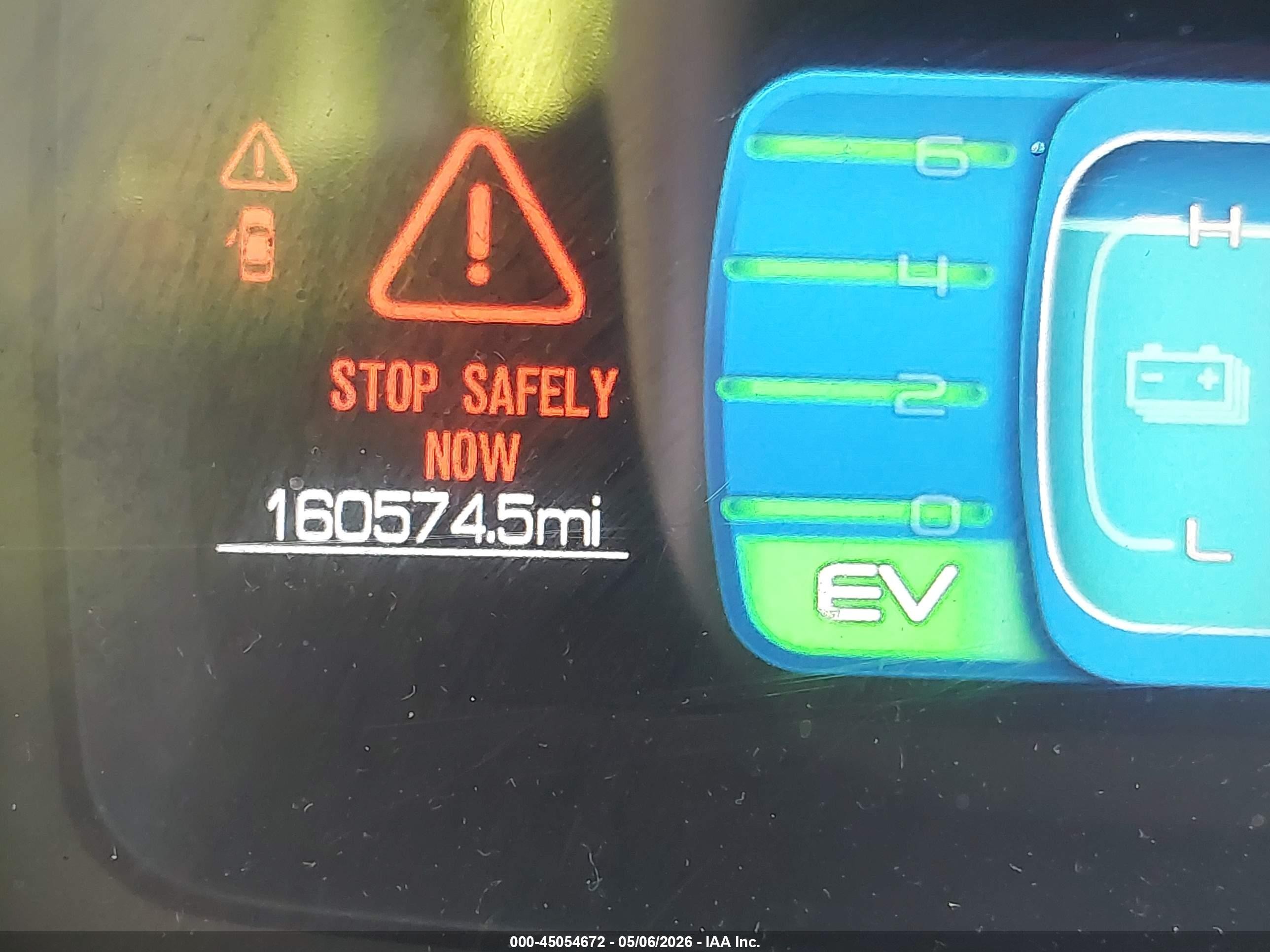 2011 Ford Fusion Hybrid   White vin: 3FADP0L30BR314842