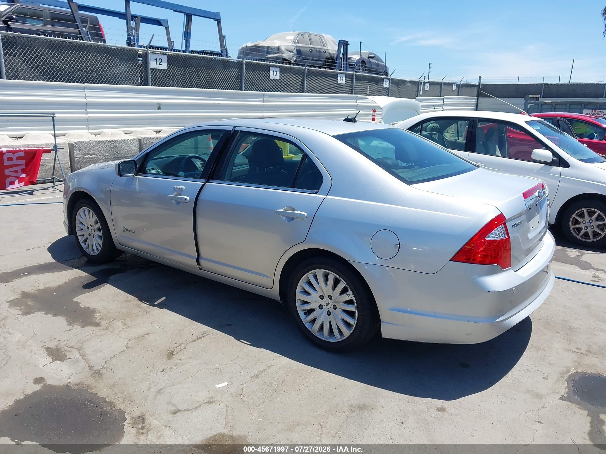 2011 Ford Fusion Hybrid Silver vin: 3FADP0L30BR319555