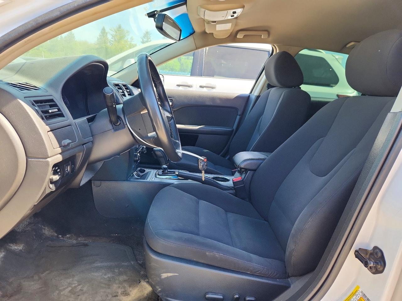 2012 Ford Fusion Hybrid White vin: 3FADP0L30CR165463