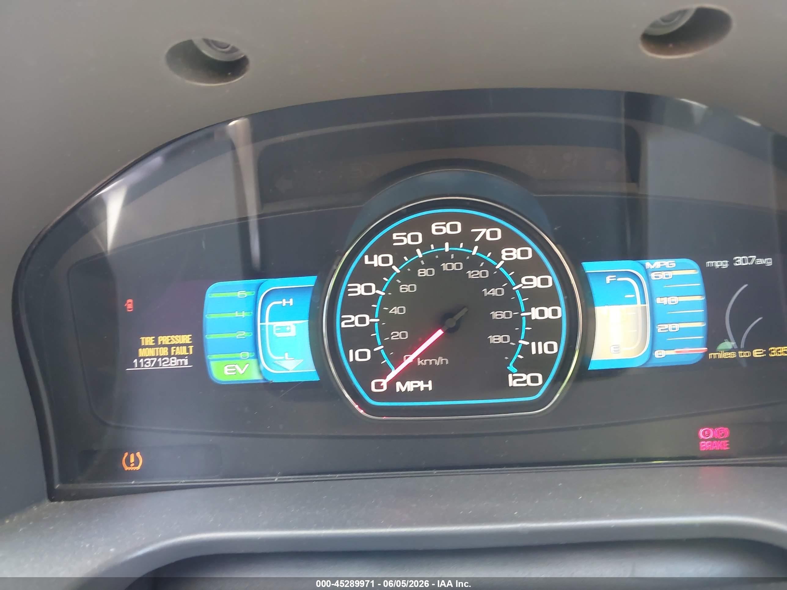 2010 Ford Fusion Hybrid   Black vin: 3FADP0L31AR204719