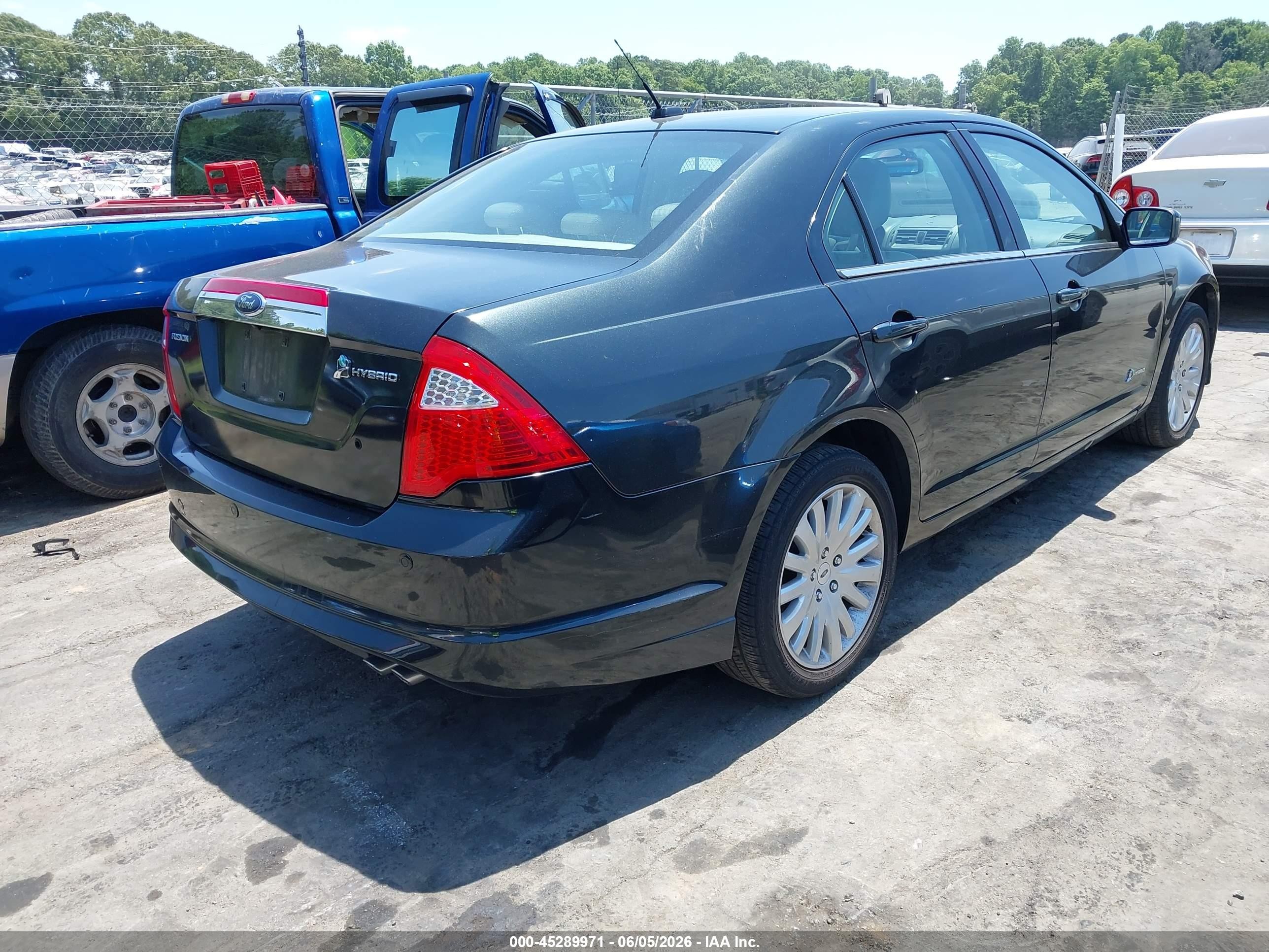 2010 Ford Fusion Hybrid   Black vin: 3FADP0L31AR204719