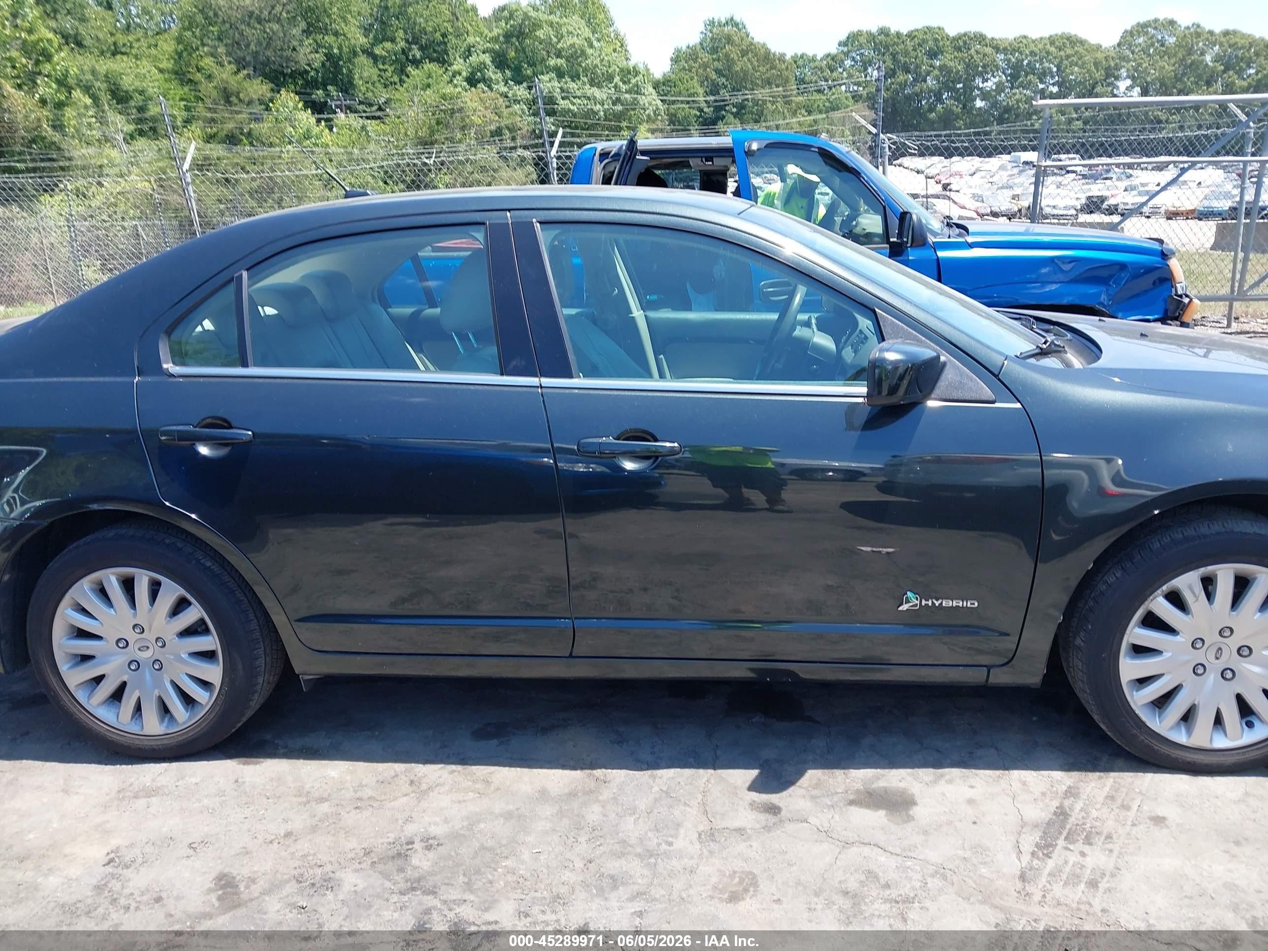 2010 Ford Fusion Hybrid   Black vin: 3FADP0L31AR204719