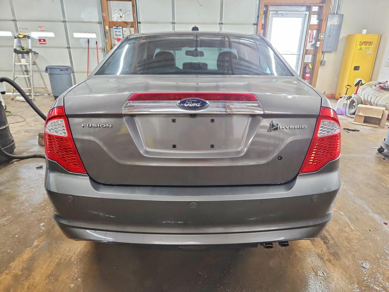 2010 Ford Fusion Hybrid Gray vin: 3FADP0L31AR227112