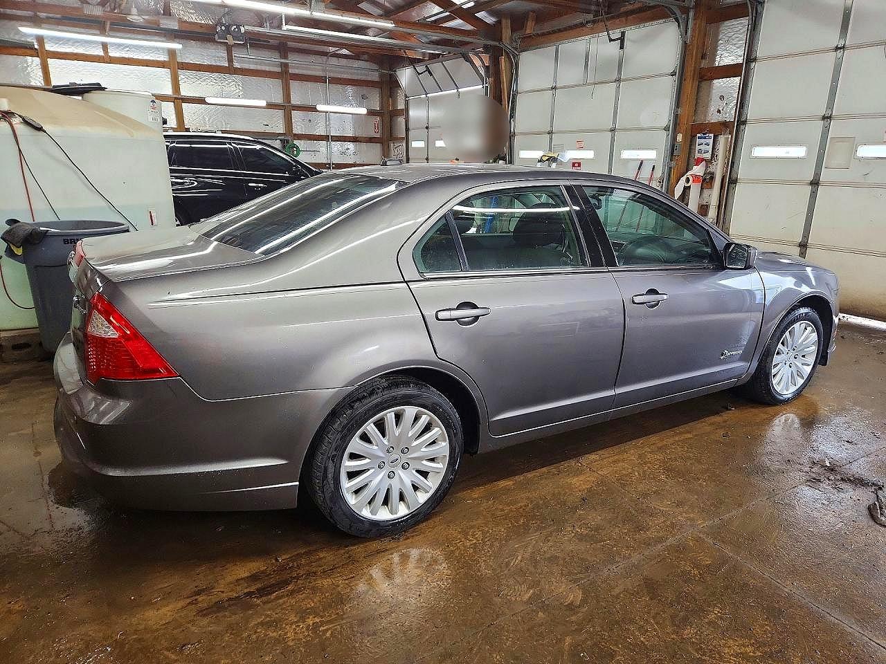 2010 Ford Fusion Hybrid Gray vin: 3FADP0L31AR227112