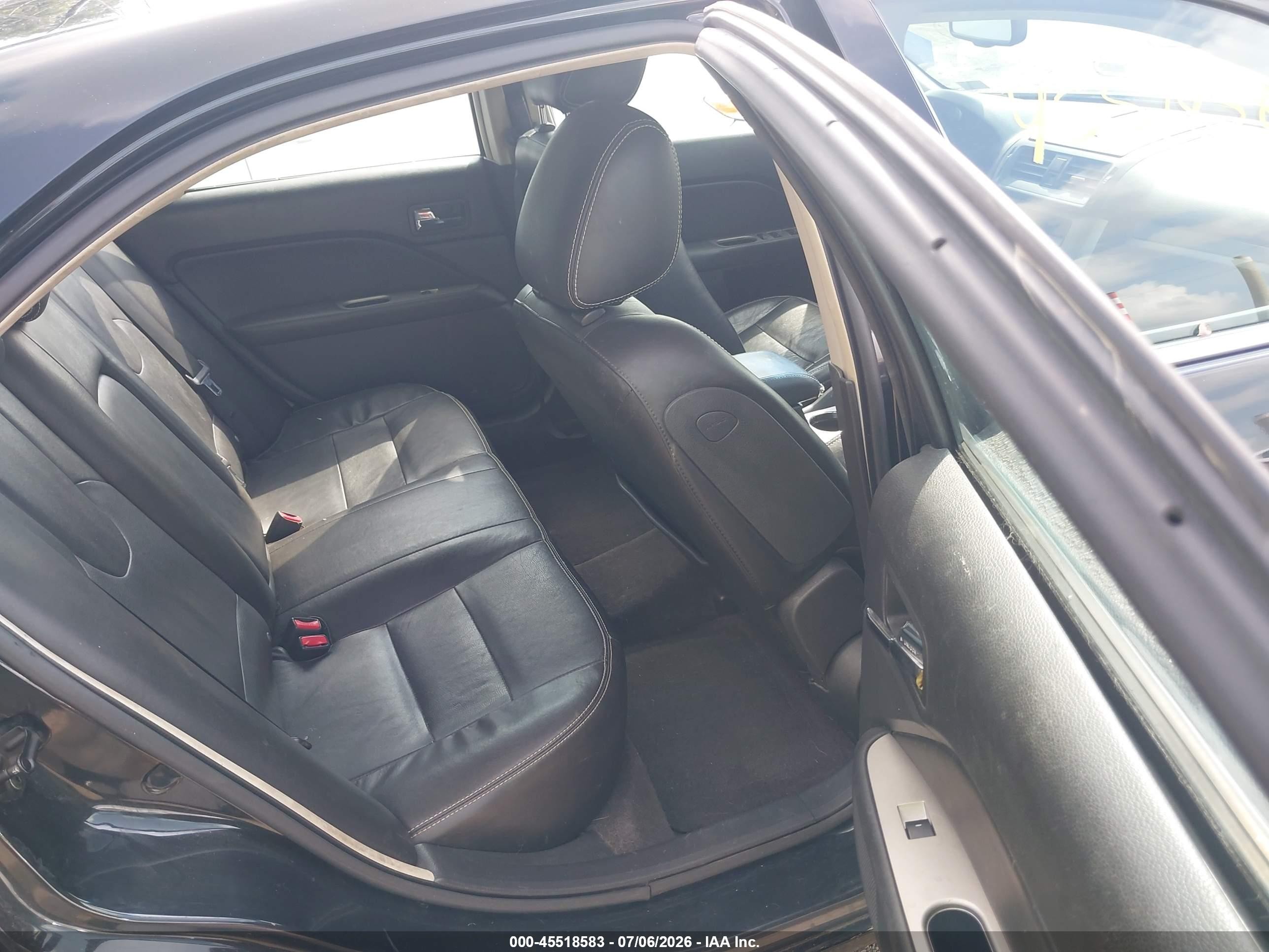 2010 Ford Fusion Hybrid   Black vin: 3FADP0L31AR267870