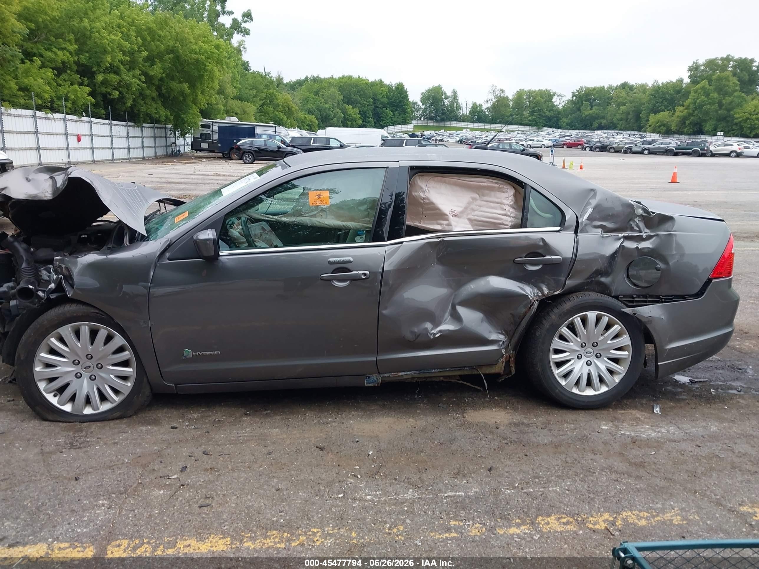 2011 Ford Fusion Hybrid   Gray vin: 3FADP0L31BR174266