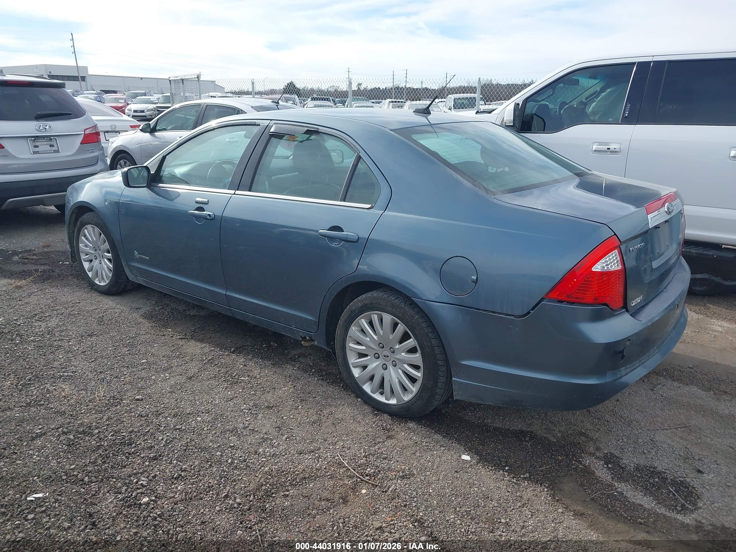 2011 Ford Fusion Hybrid Blue vin: 3FADP0L31BR253310