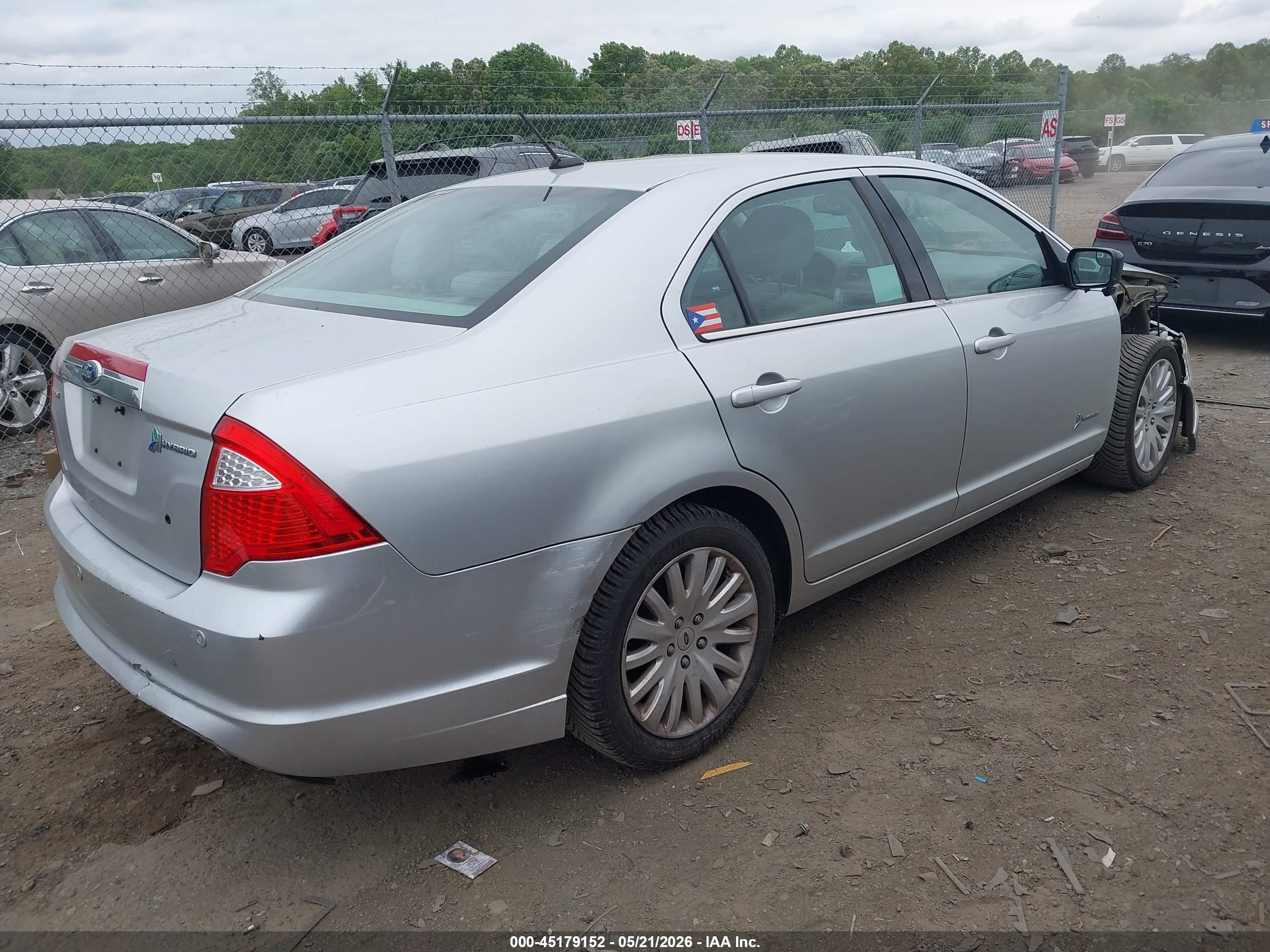 2011 Ford Fusion Hybrid   Серебряный vin: 3FADP0L31BR264422