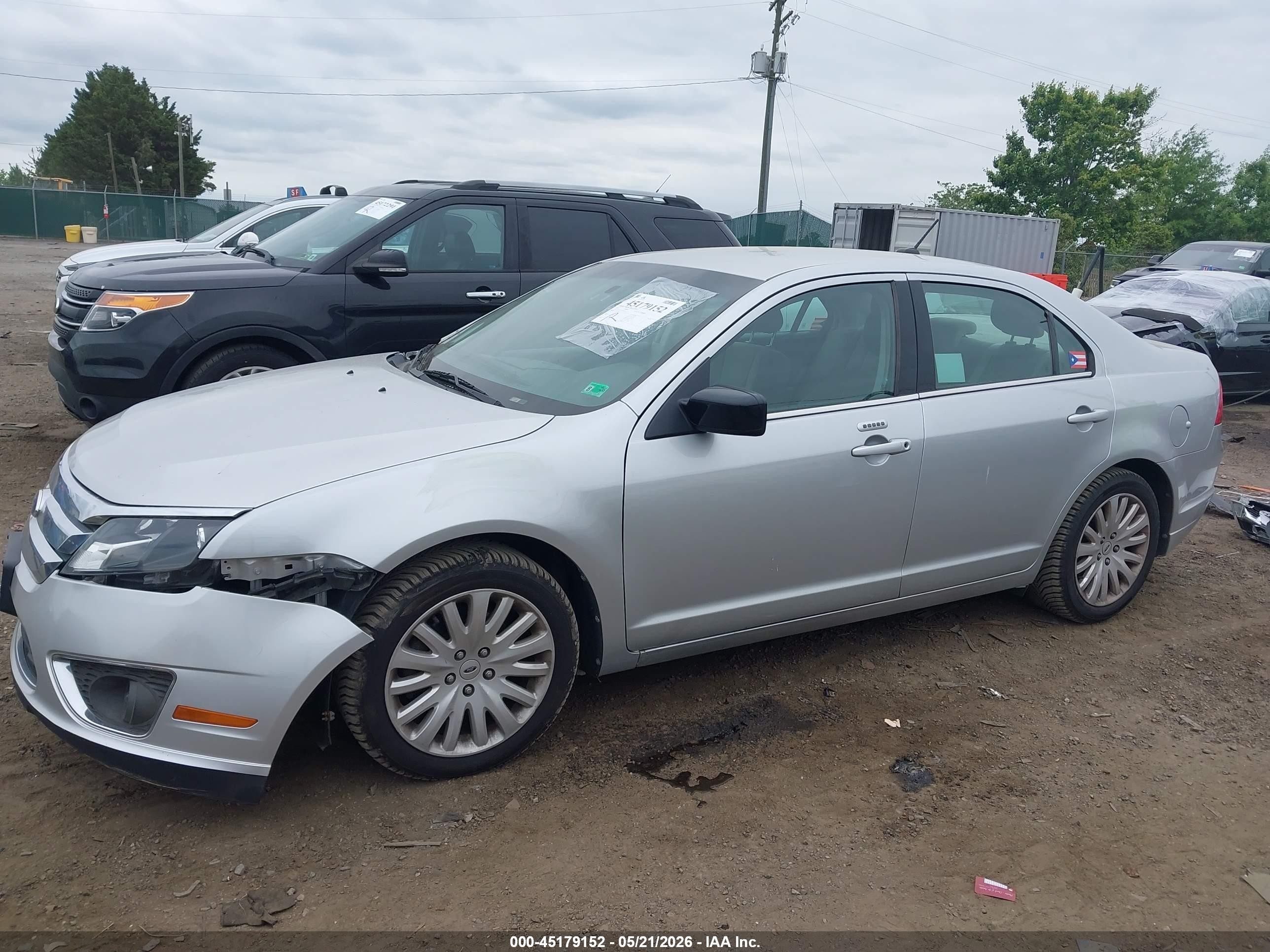 2011 Ford Fusion Hybrid   Серебряный vin: 3FADP0L31BR264422